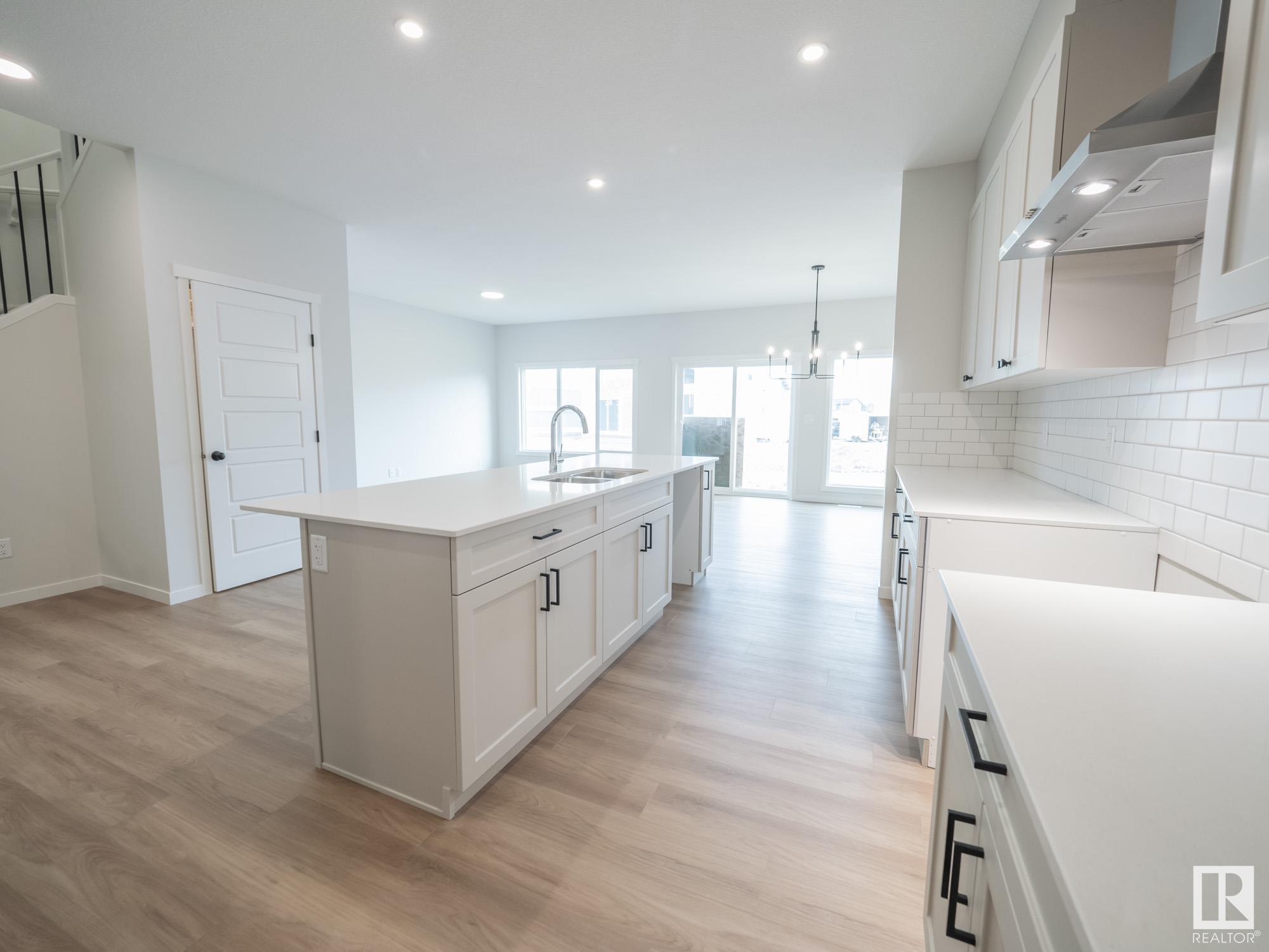      2238 193A ST NW , Edmonton,  ,T6M 3B7 ;  Listing Number: MLS E4417829