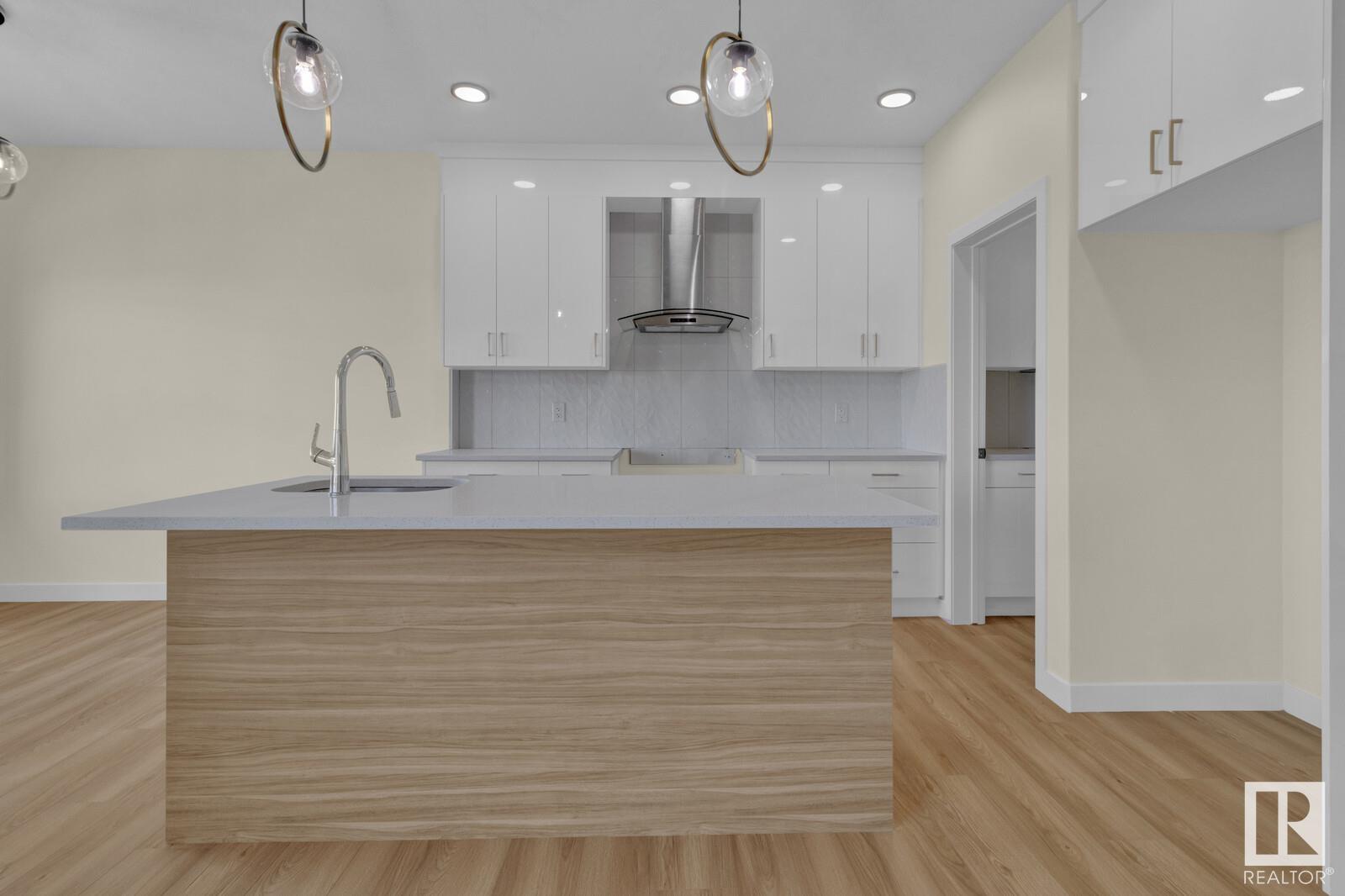      3071 200 ST NW , Edmonton,  ,T6M 1N7 ;  Listing Number: MLS E4417832