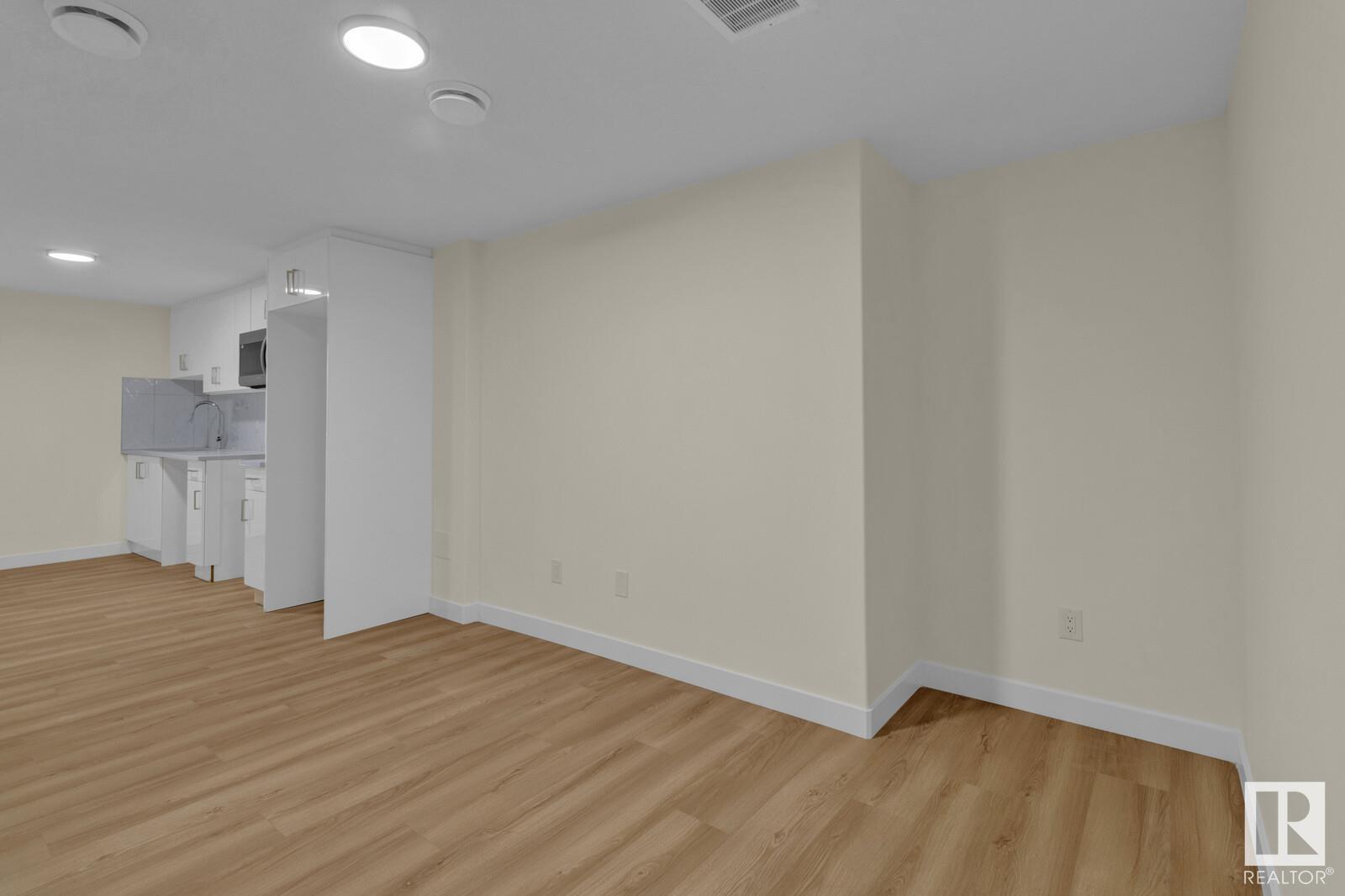      3071 200 ST NW , Edmonton,  ,T6M 1N7 ;  Listing Number: MLS E4417832