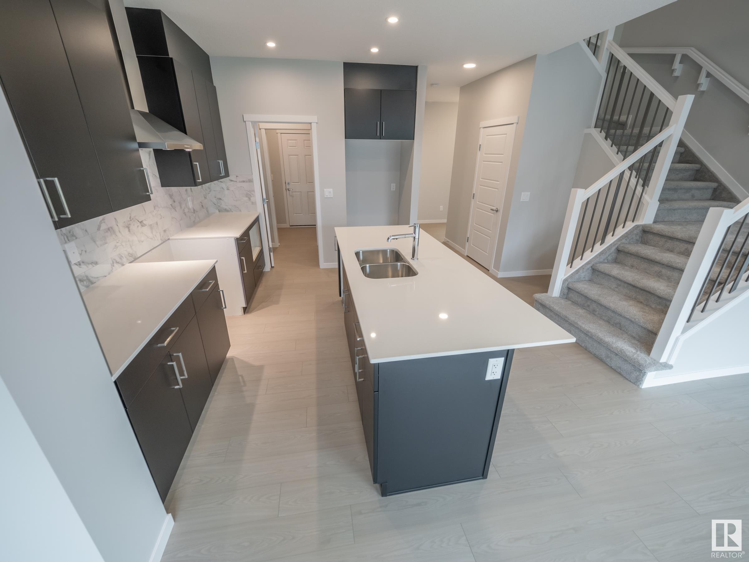      520 173 AV NE , Edmonton,  ,T5Y 4G2 ;  Listing Number: MLS E4417833