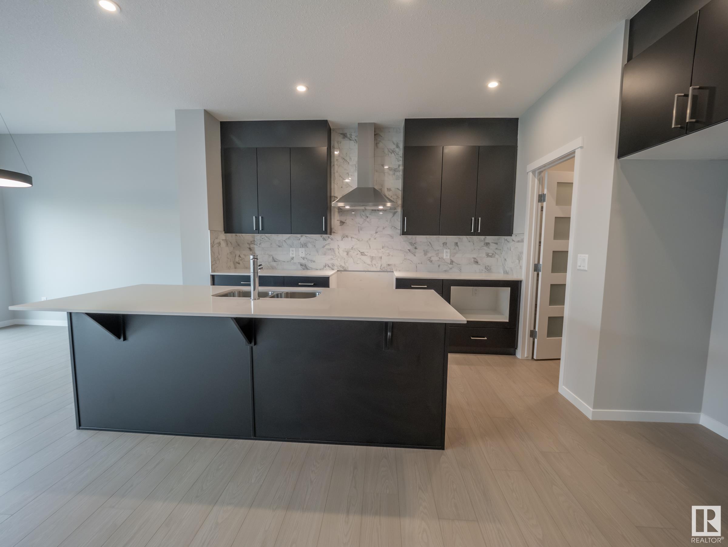      520 173 AV NE , Edmonton,  ,T5Y 4G2 ;  Listing Number: MLS E4417833