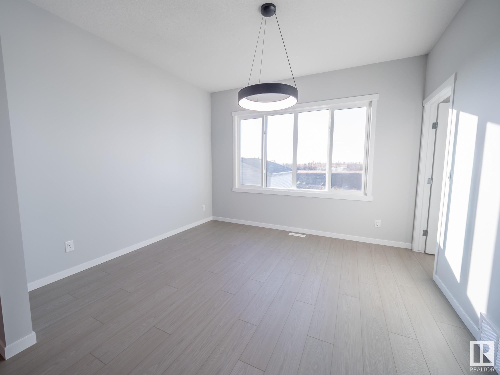      5 ETON LI , Spruce Grove,  ,T7X 4B7 ;  Listing Number: MLS E4417838
