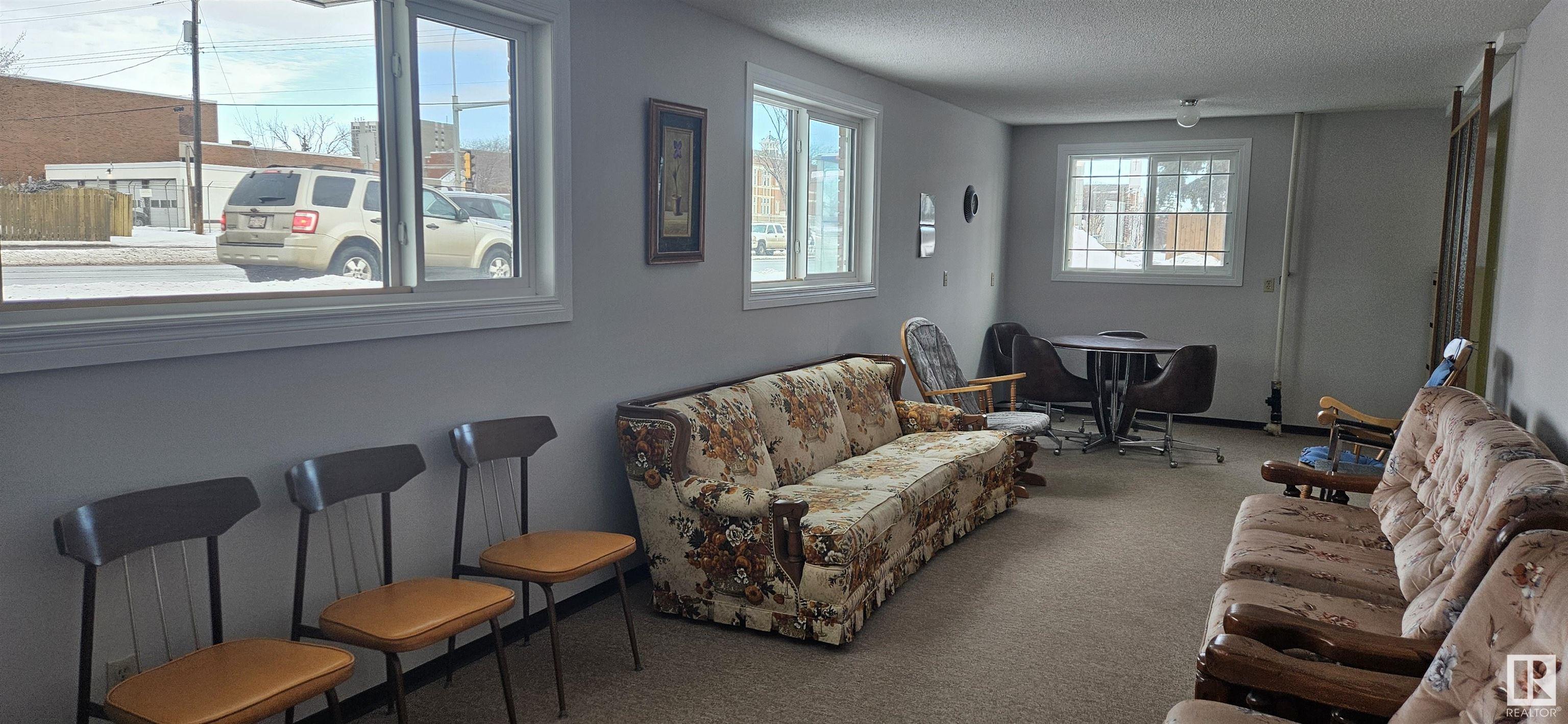      #201 11045 132 ST NW , Edmonton,  ,T5M 1E4 ;  Listing Number: MLS E4417843