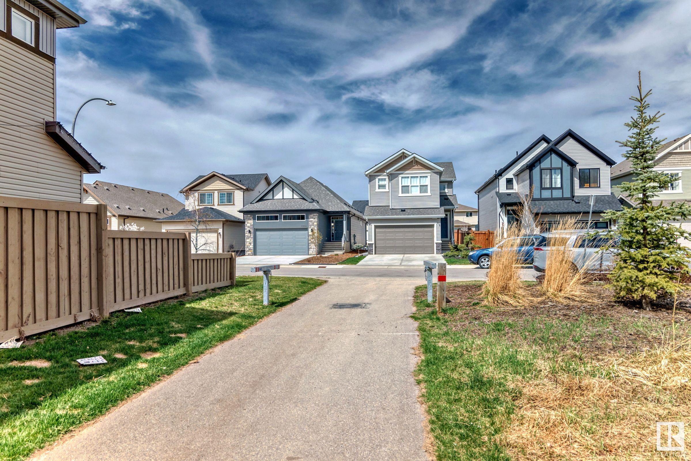      21834 98A AV NW , Edmonton,  ,T5T 7J3 ;  Listing Number: MLS E4417870