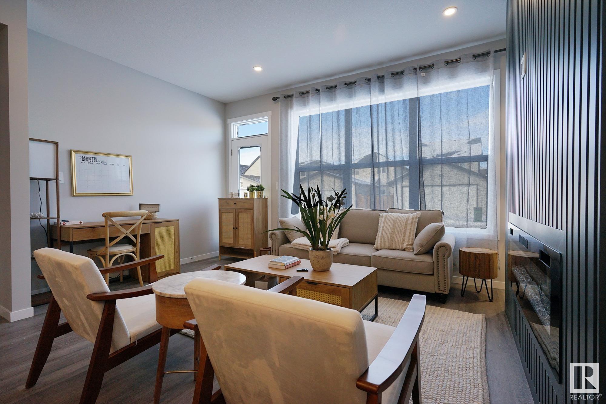      21834 98A AV NW , Edmonton,  ,T5T 7J3 ;  Listing Number: MLS E4417870