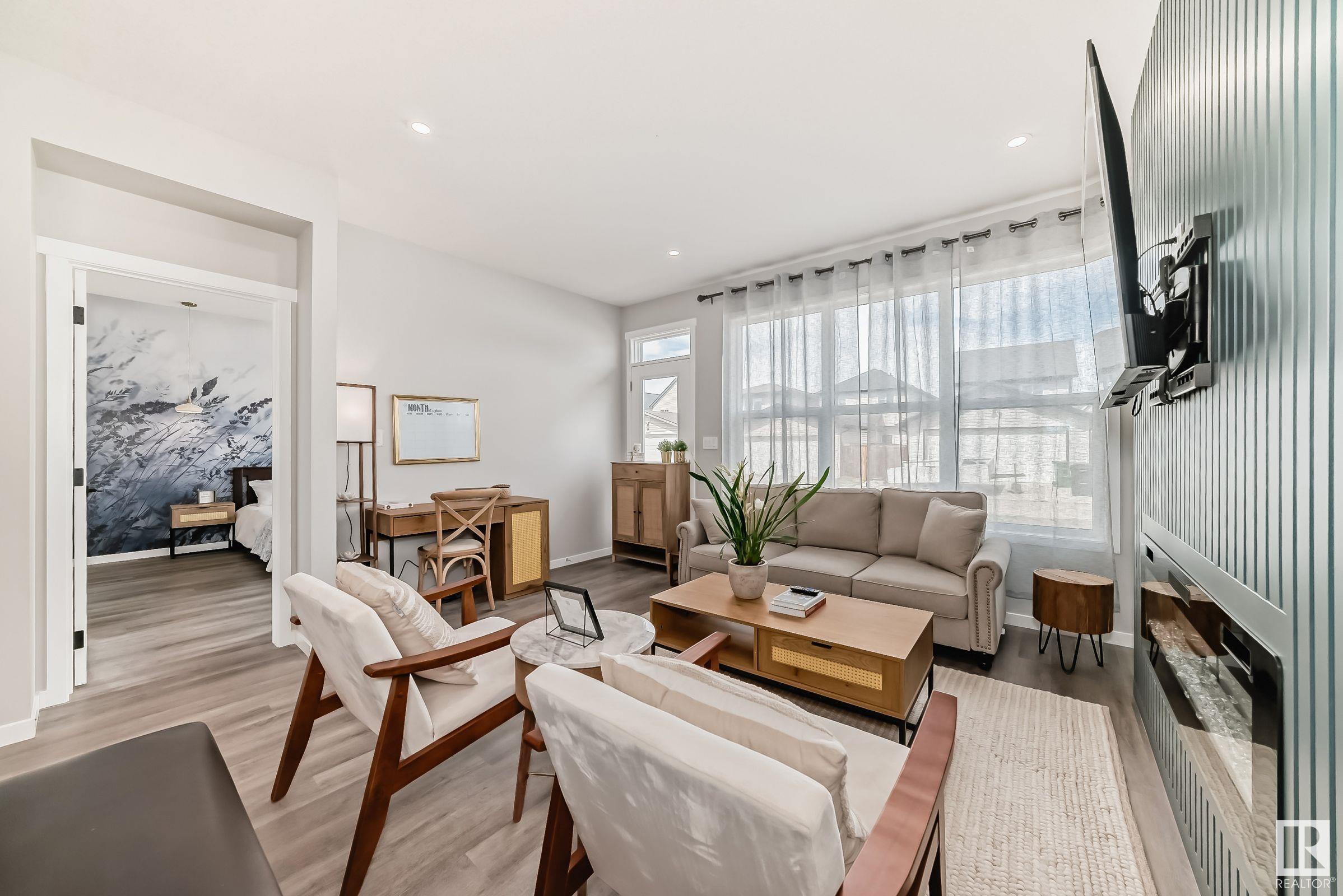      21834 98A AV NW , Edmonton,  ,T5T 7J3 ;  Listing Number: MLS E4417870