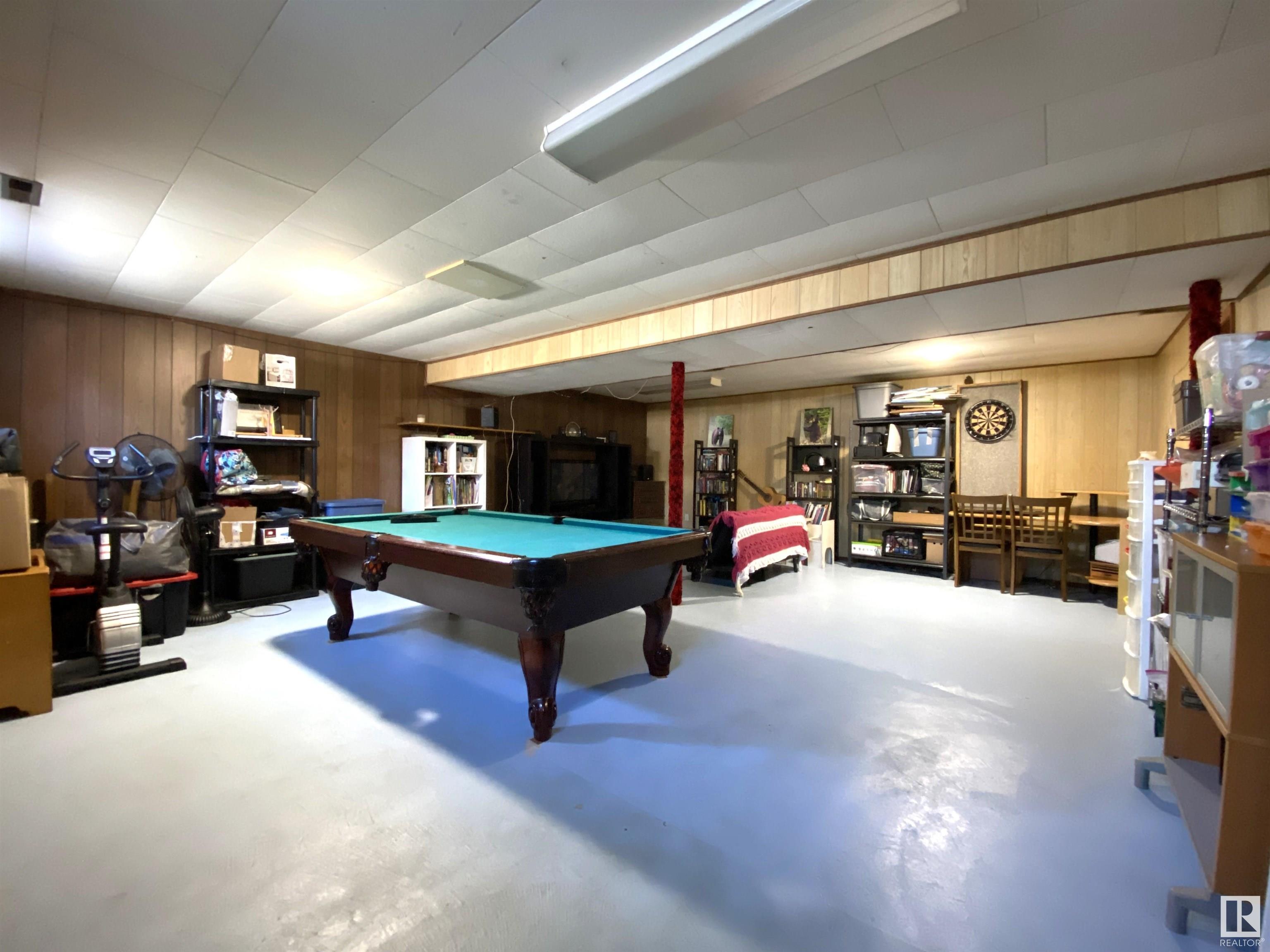      5411 49 ST , Warburg,  ,T0C 2T0 ;  Listing Number: MLS E4417871