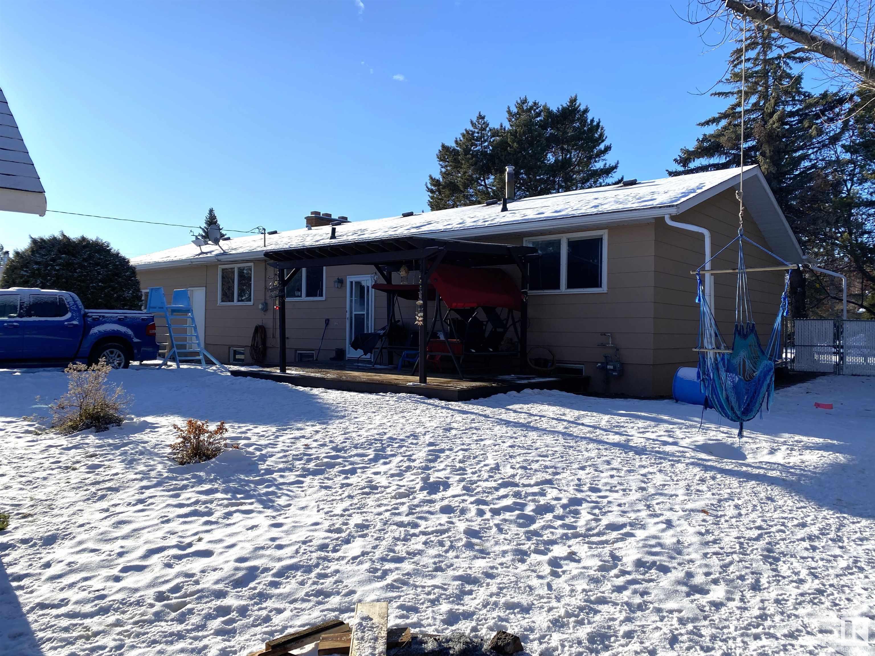      5411 49 ST , Warburg,  ,T0C 2T0 ;  Listing Number: MLS E4417871