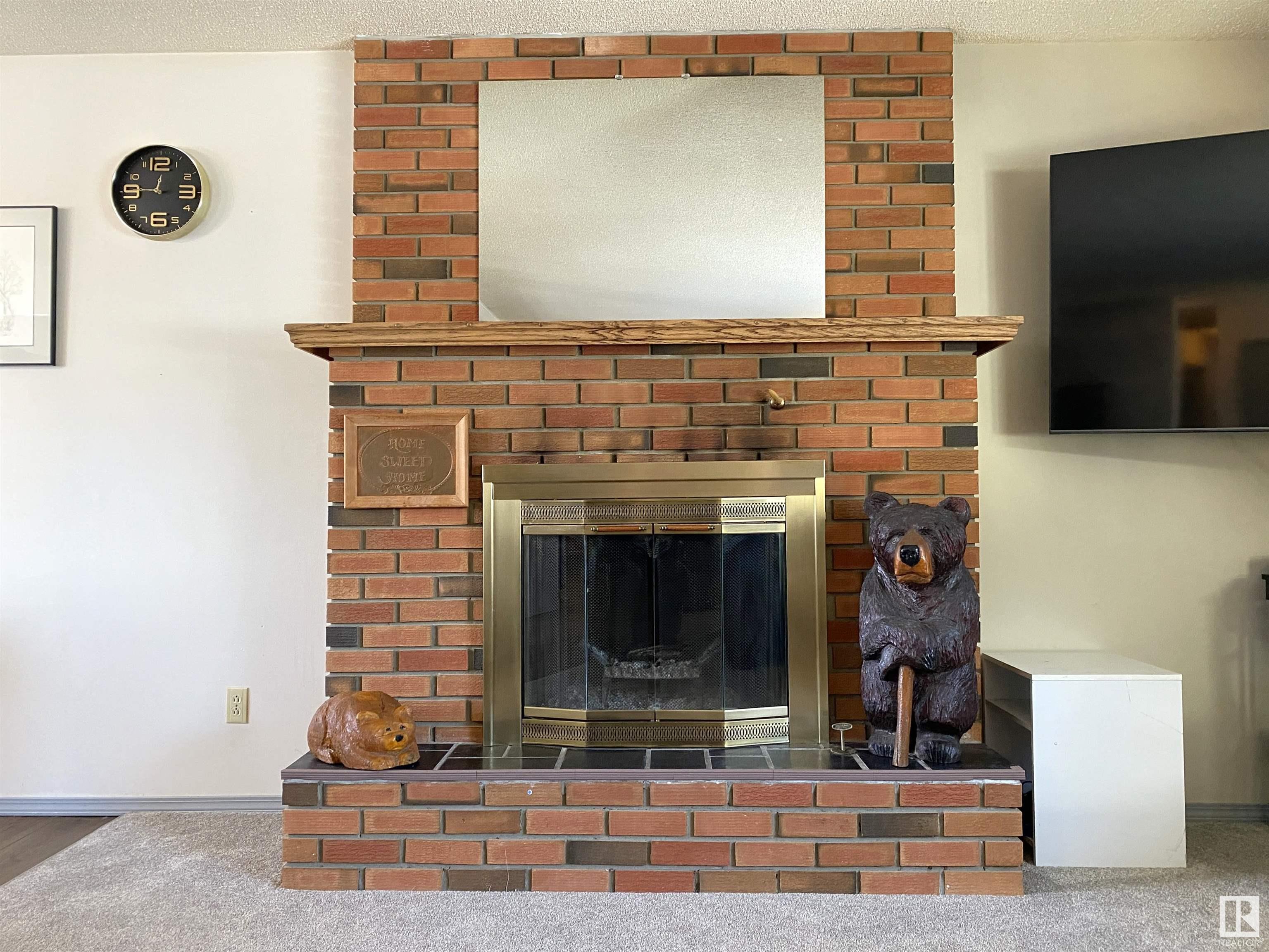      5411 49 ST , Warburg,  ,T0C 2T0 ;  Listing Number: MLS E4417871