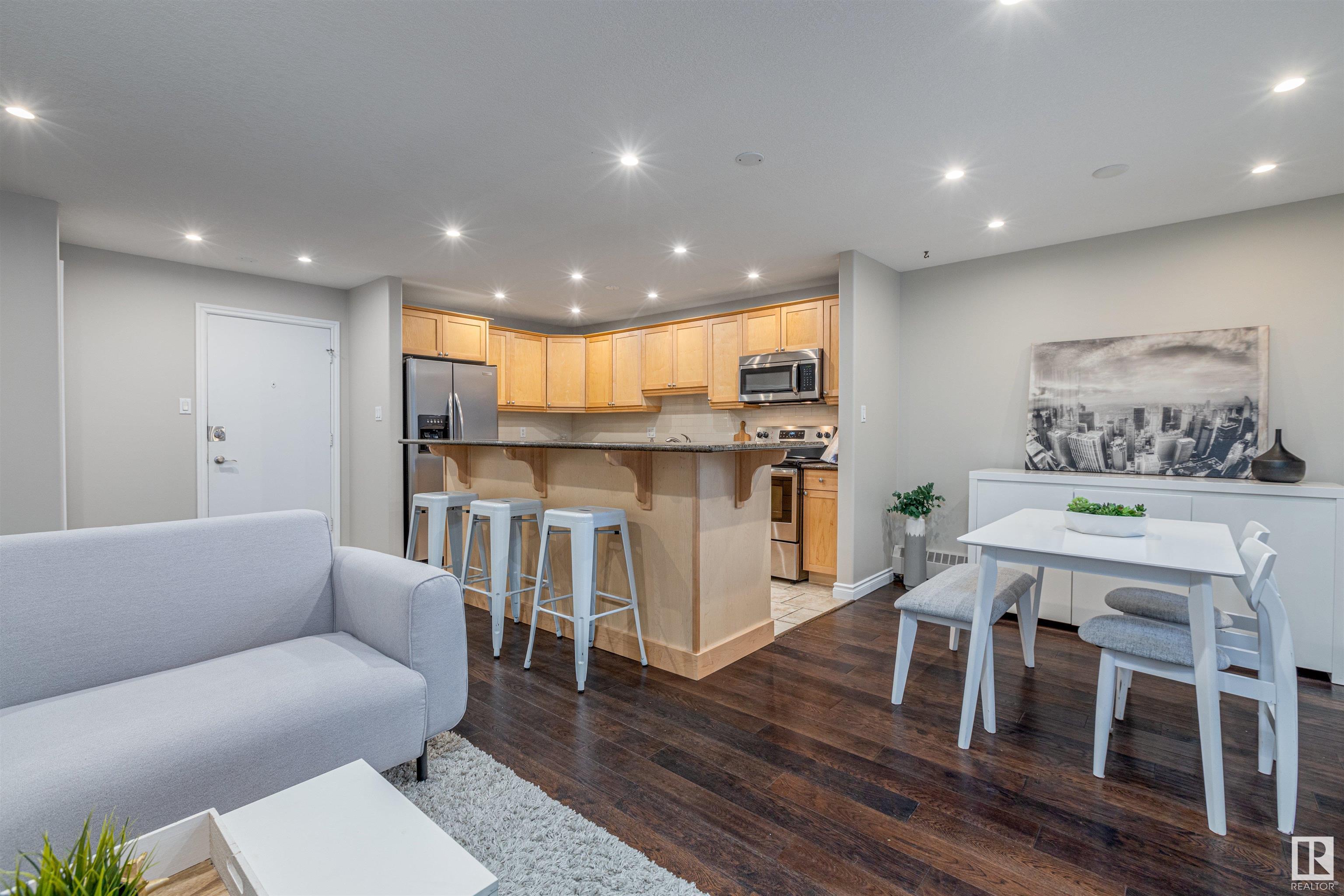      #101 8125 110 ST NW , Edmonton,  ,T6G 2P3 ;  Listing Number: MLS E4417875