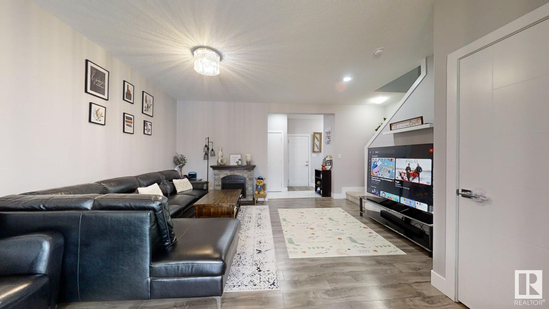      1124 30 ST NW , Edmonton,  ,T6T 2H1 ;  Listing Number: MLS E4417878