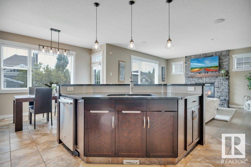      3137 SPENCE WD SW , Edmonton,  ,T6X 0H8 ;  Listing Number: MLS E4417879