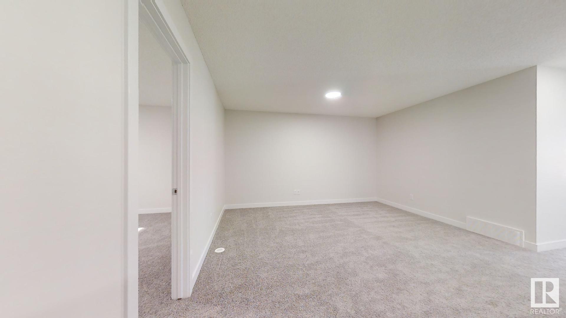      1627 12 AV NW , Edmonton,  ,T6T 2S5 ;  Listing Number: MLS E4417886