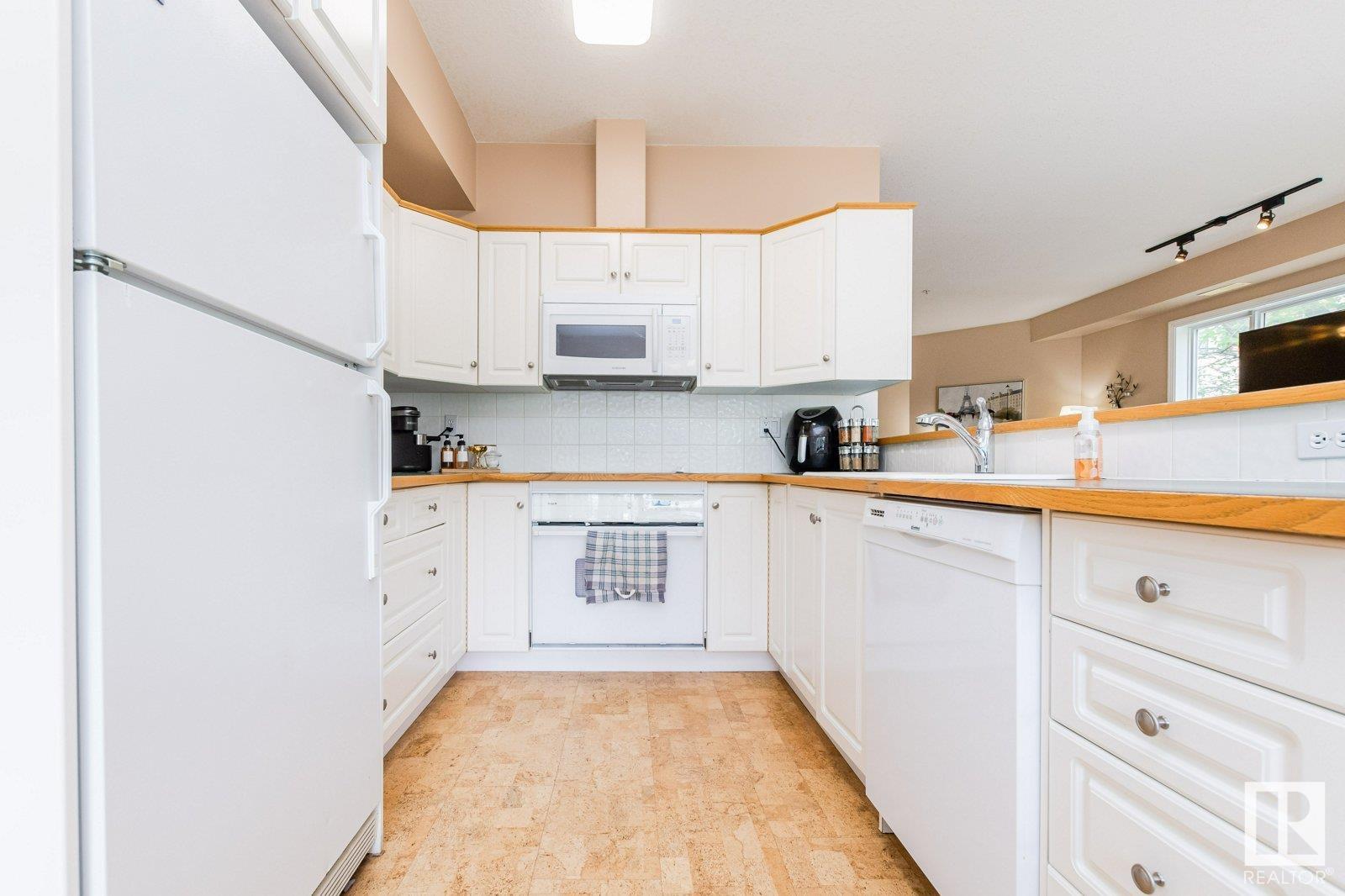      #106 10933 82 AV NW , Edmonton,  ,T6G 0S7 ;  Listing Number: MLS E4417896