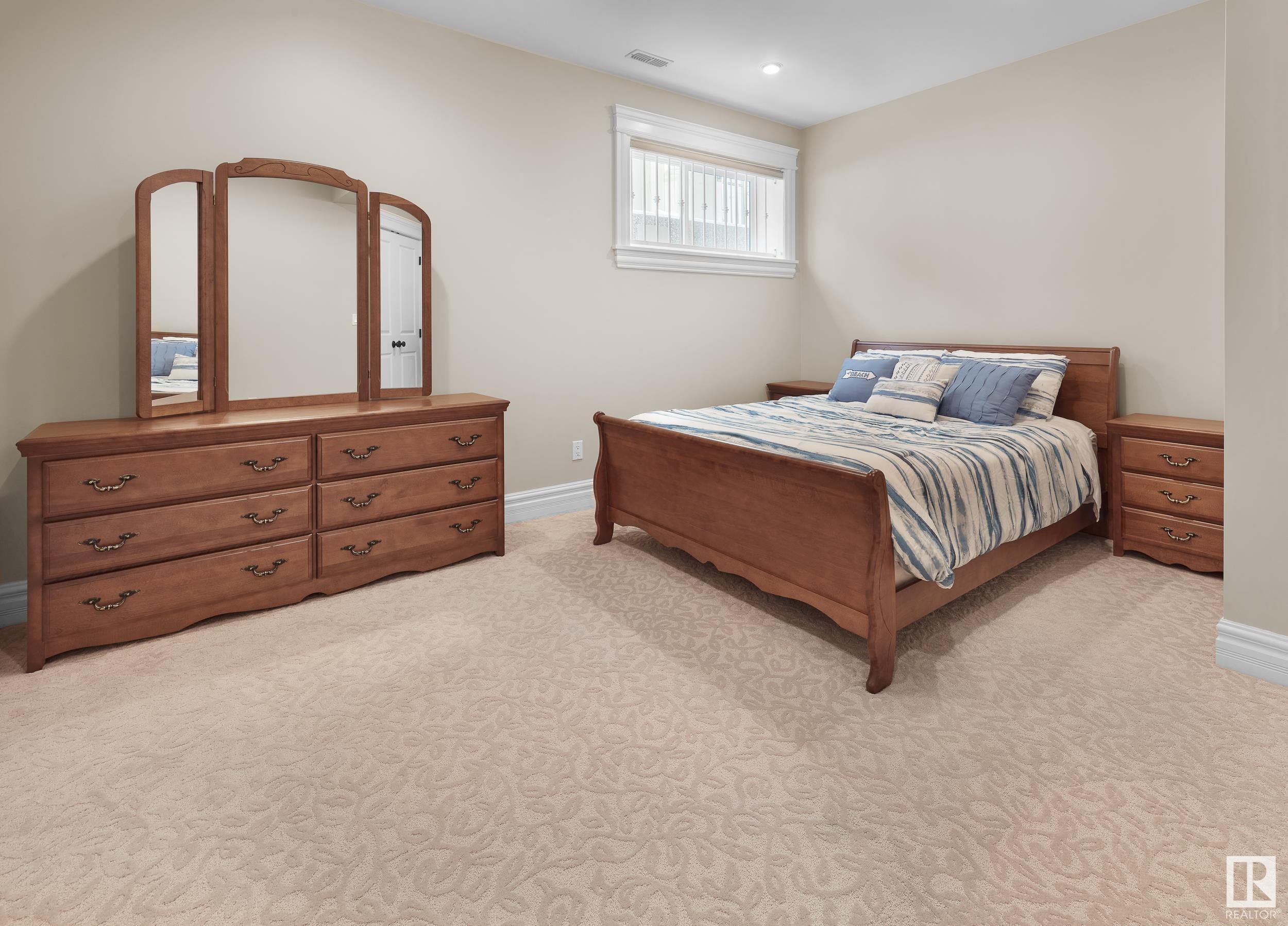      7808 JASPER AV NW , Edmonton,  ,T5H 3R9 ;  Listing Number: MLS E4417898