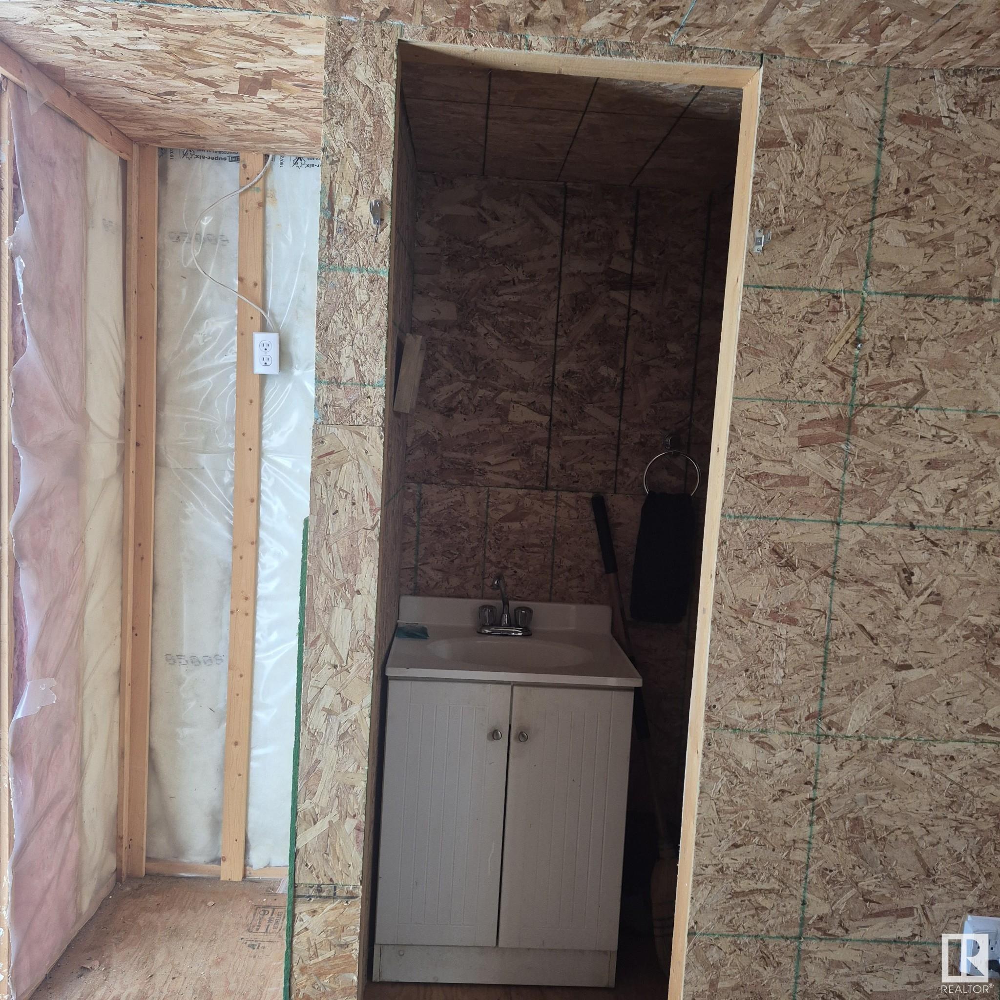      104 5519 TWP Rd 550 , Rural Lac Ste. Anne County,  ,T0E 0L0 ;  Listing Number: MLS E4417904