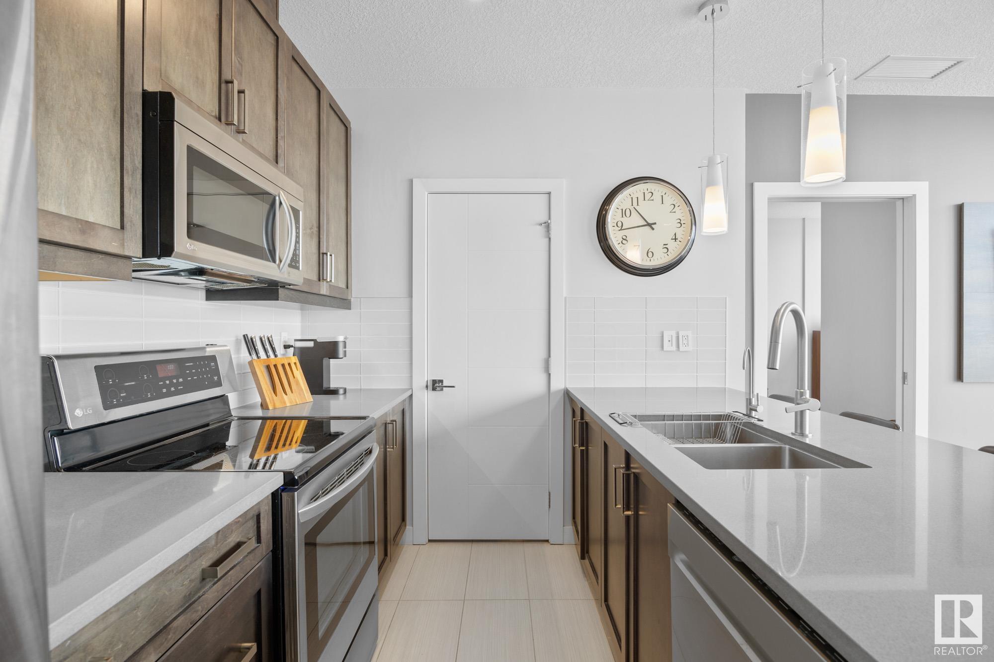      #2706 10238 103 ST NW , Edmonton,  ,T5J 0G6 ;  Listing Number: MLS E4417907