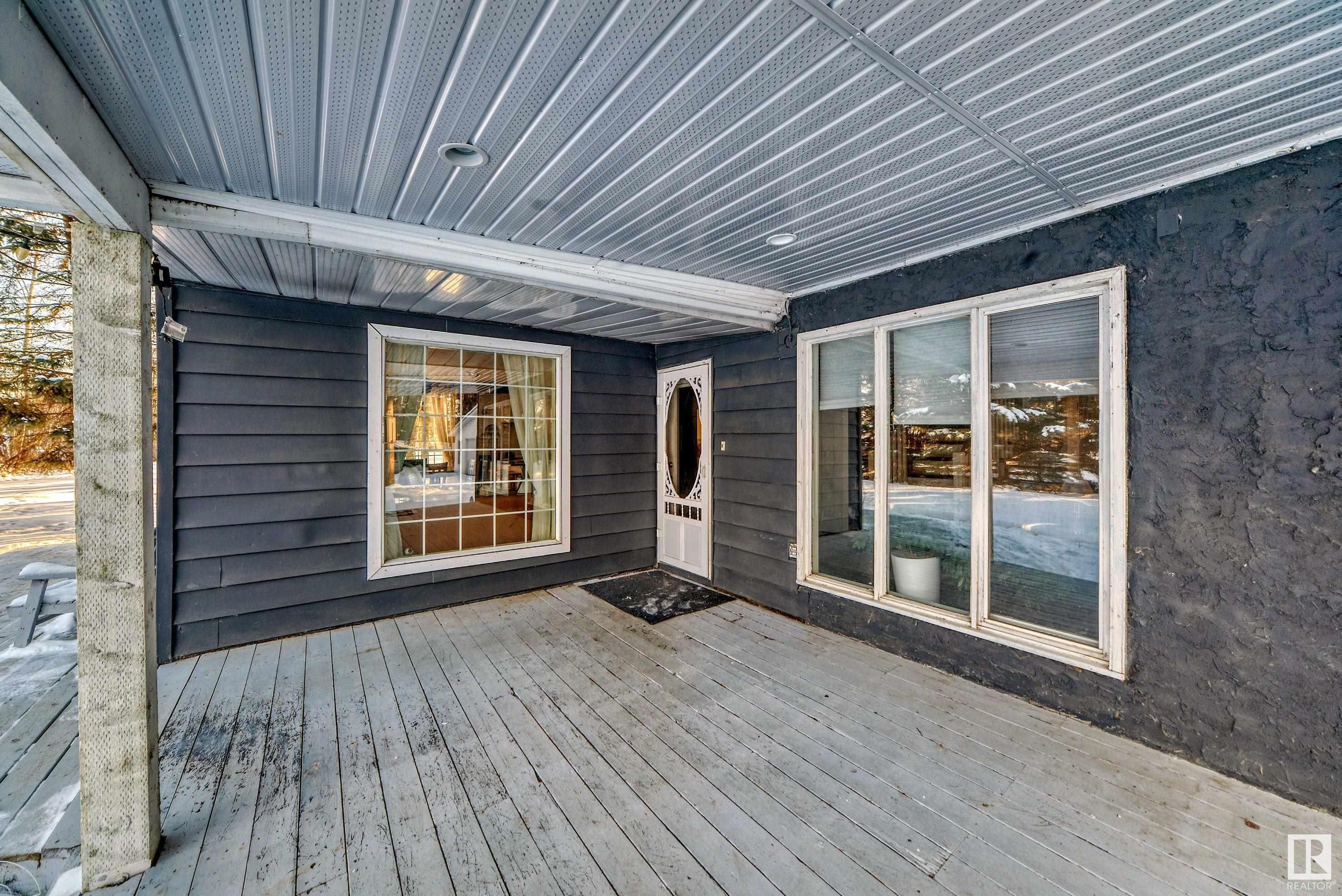      715 Blue Heron DR NW , Rural Lac Ste. Anne County,  ,T0E 1V0 ;  Listing Number: MLS E4417915