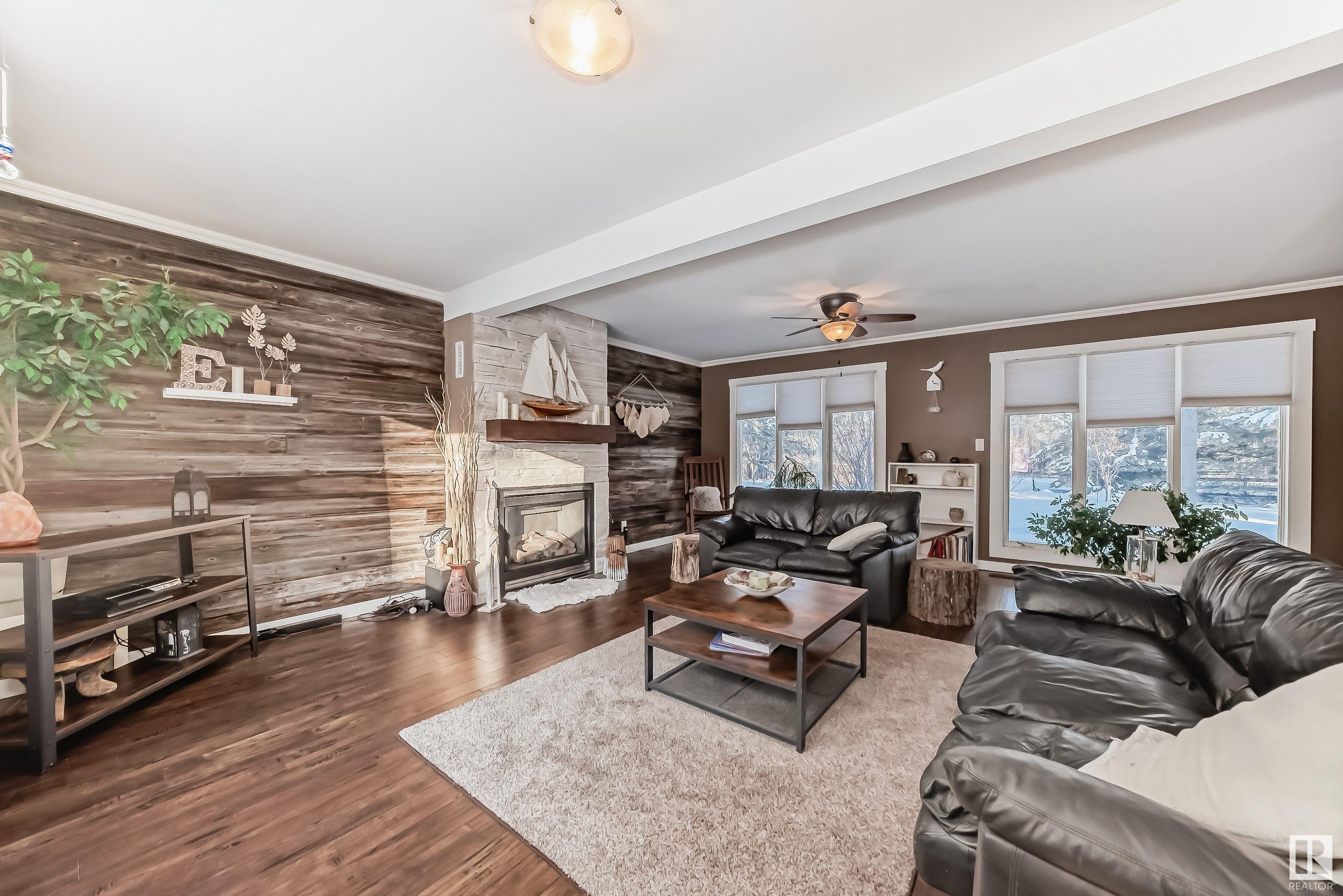      715 Blue Heron DR NW , Rural Lac Ste. Anne County,  ,T0E 1V0 ;  Listing Number: MLS E4417915