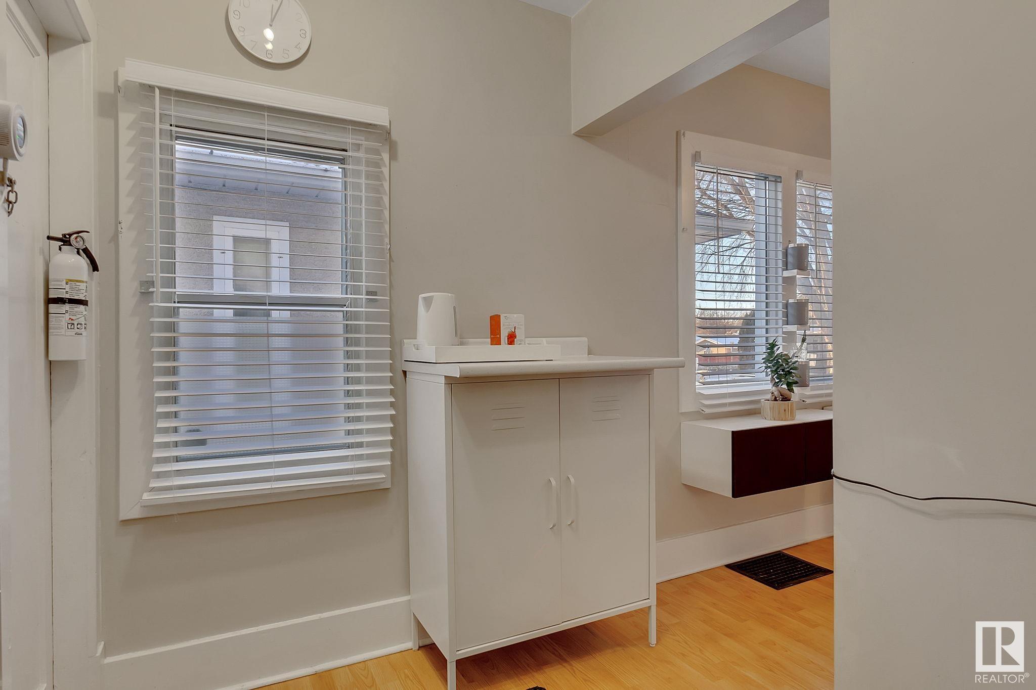      11509 88 ST NW , Edmonton,  ,T5B 3R2 ;  Listing Number: MLS E4417921