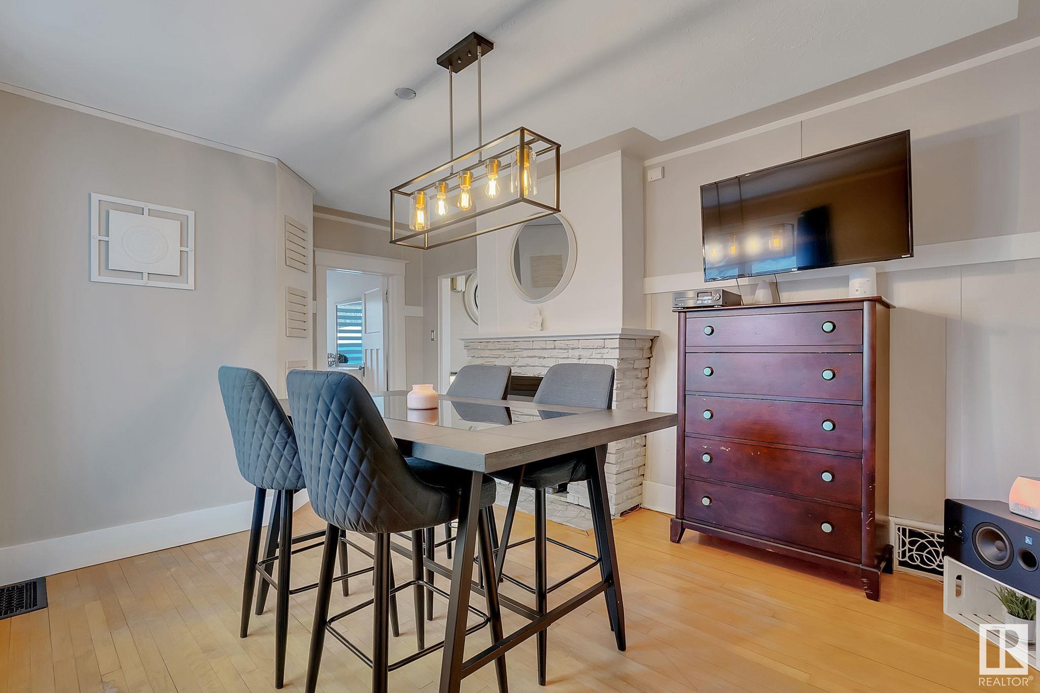      11509 88 ST NW , Edmonton,  ,T5B 3R2 ;  Listing Number: MLS E4417921