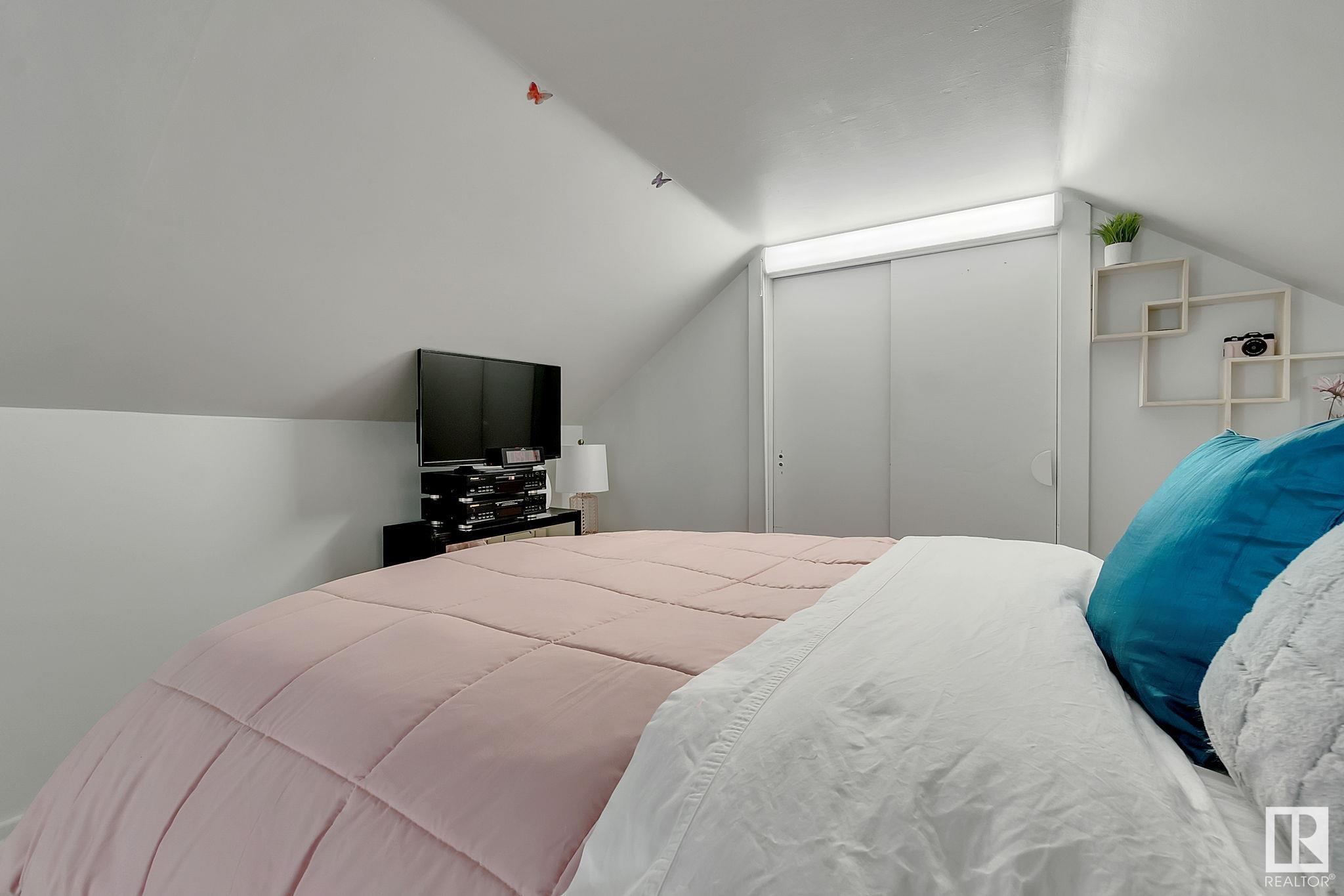      11509 88 ST NW , Edmonton,  ,T5B 3R2 ;  Listing Number: MLS E4417921