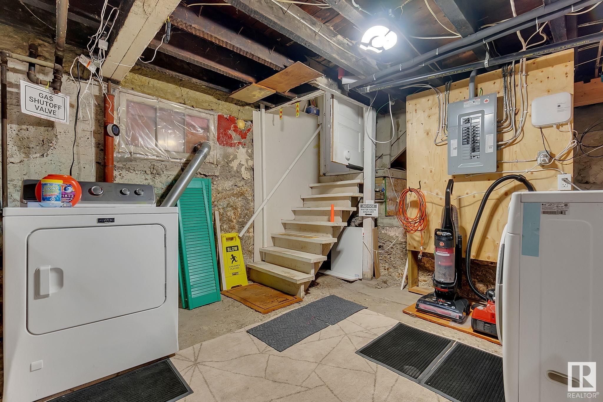      11509 88 ST NW , Edmonton,  ,T5B 3R2 ;  Listing Number: MLS E4417921
