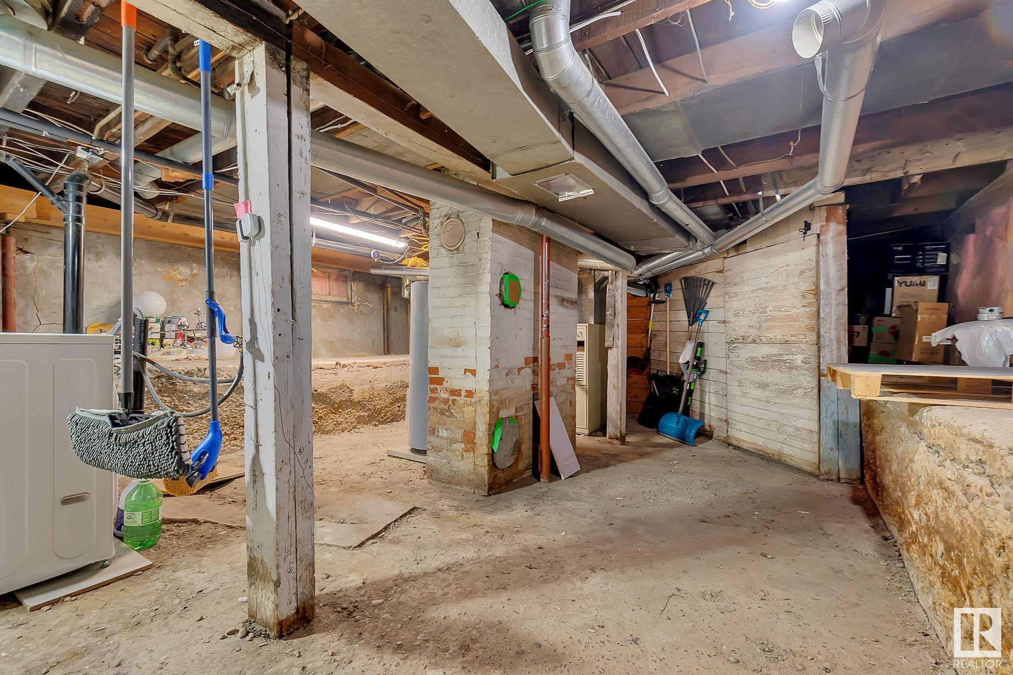      11509 88 ST NW , Edmonton,  ,T5B 3R2 ;  Listing Number: MLS E4417921