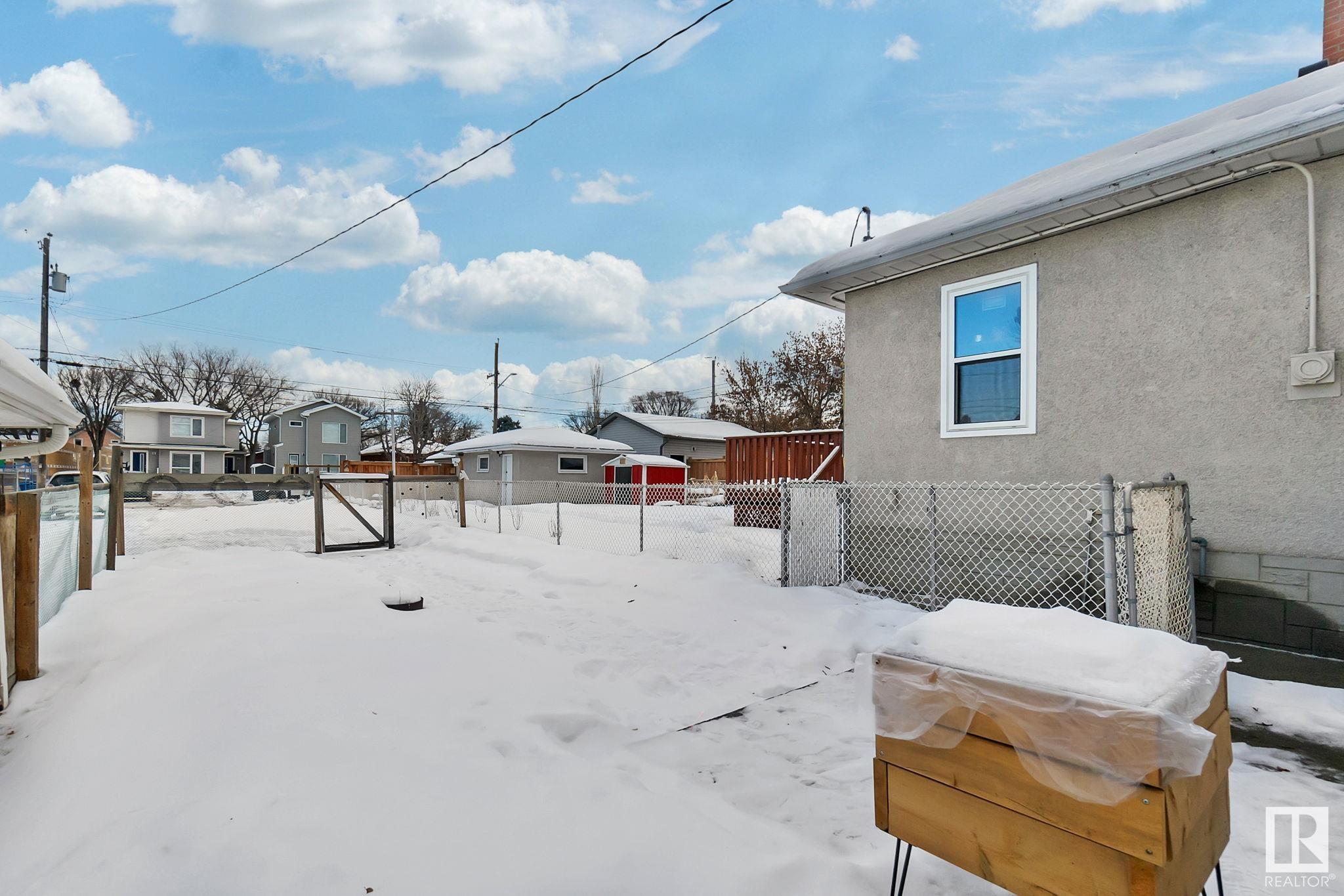      11509 88 ST NW , Edmonton,  ,T5B 3R2 ;  Listing Number: MLS E4417921