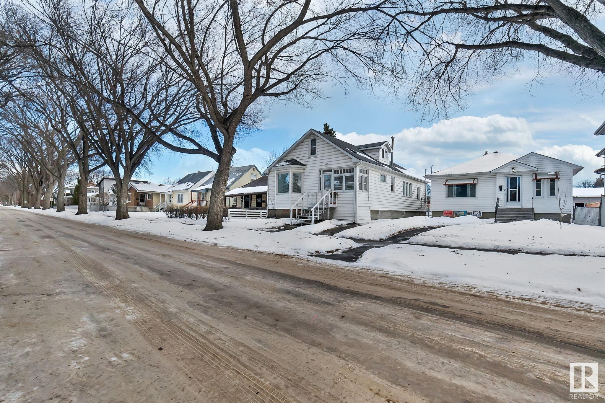      11509 88 ST NW , Edmonton,  ,T5B 3R2 ;  Listing Number: MLS E4417921