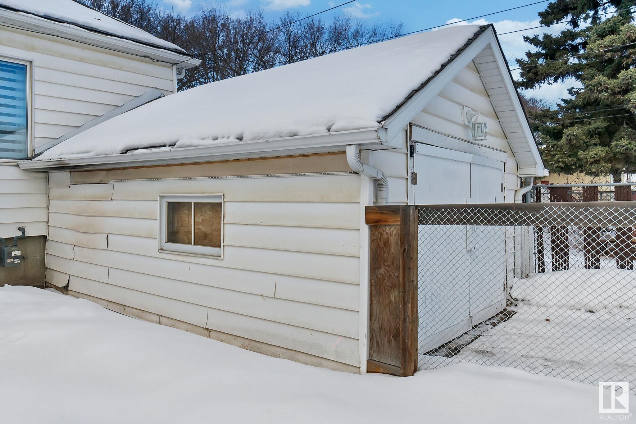      11509 88 ST NW , Edmonton,  ,T5B 3R2 ;  Listing Number: MLS E4417921