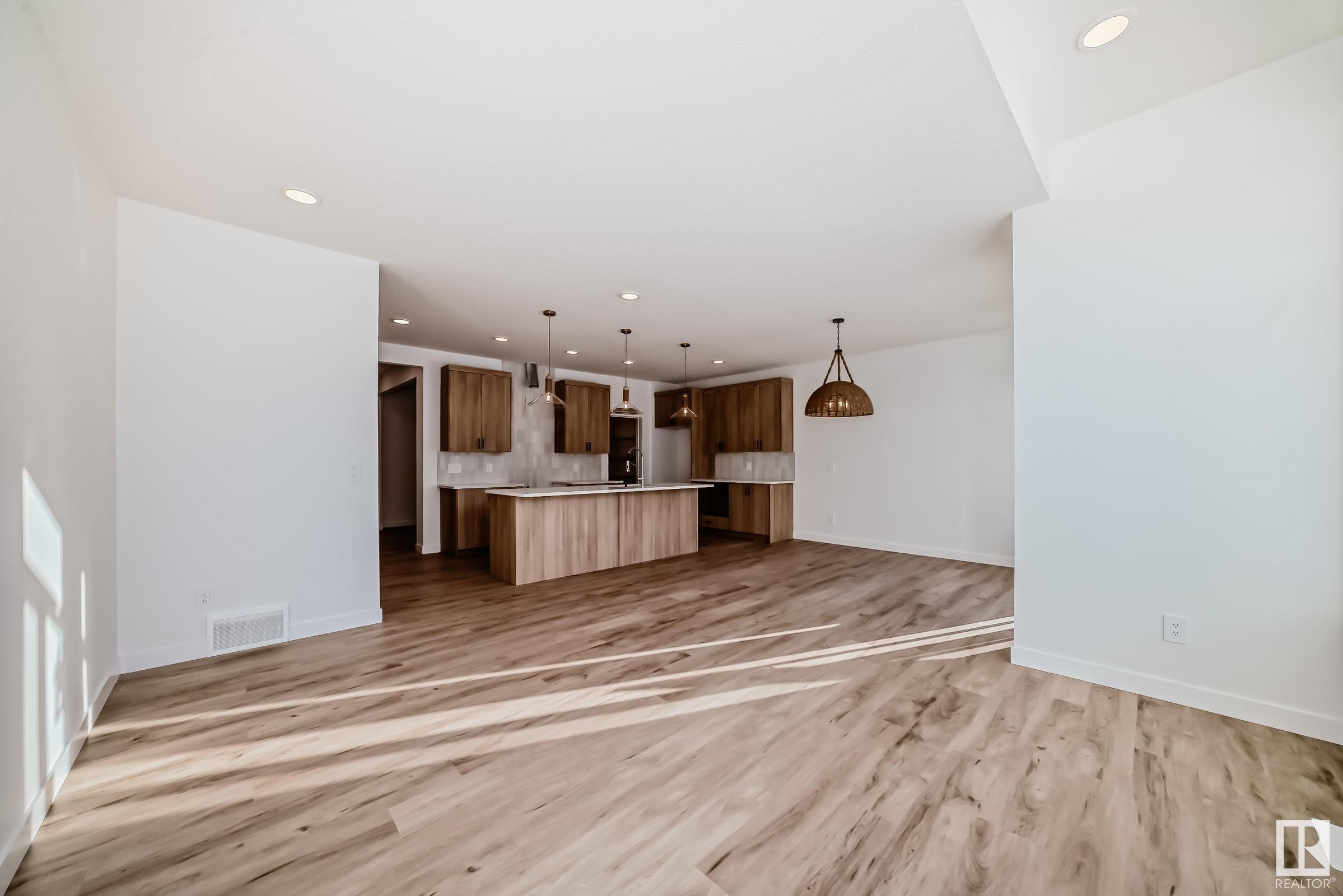      3316 168 ST SW , Edmonton,  ,T6W 5M3 ;  Listing Number: MLS E4417922