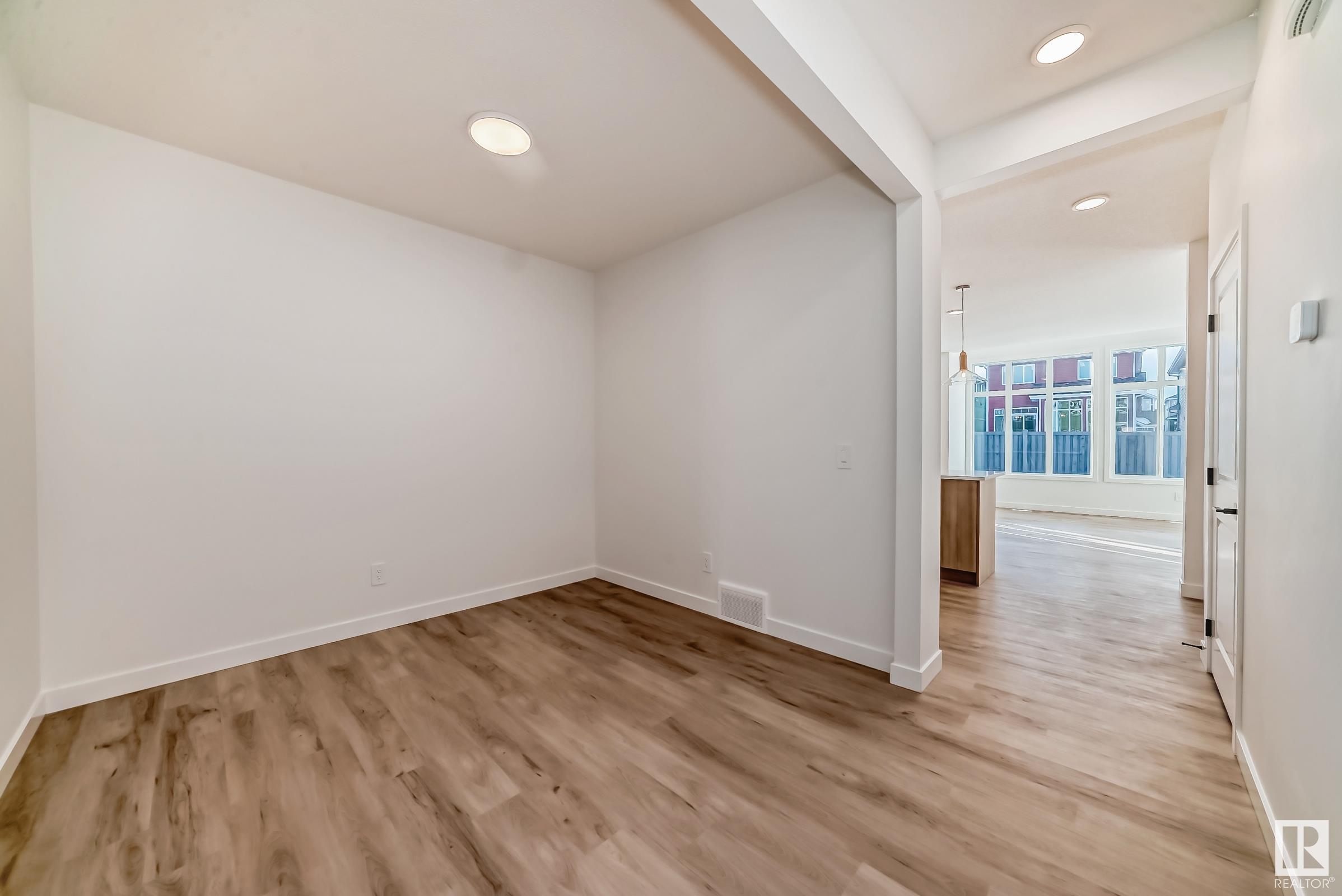      3316 168 ST SW , Edmonton,  ,T6W 5M3 ;  Listing Number: MLS E4417922