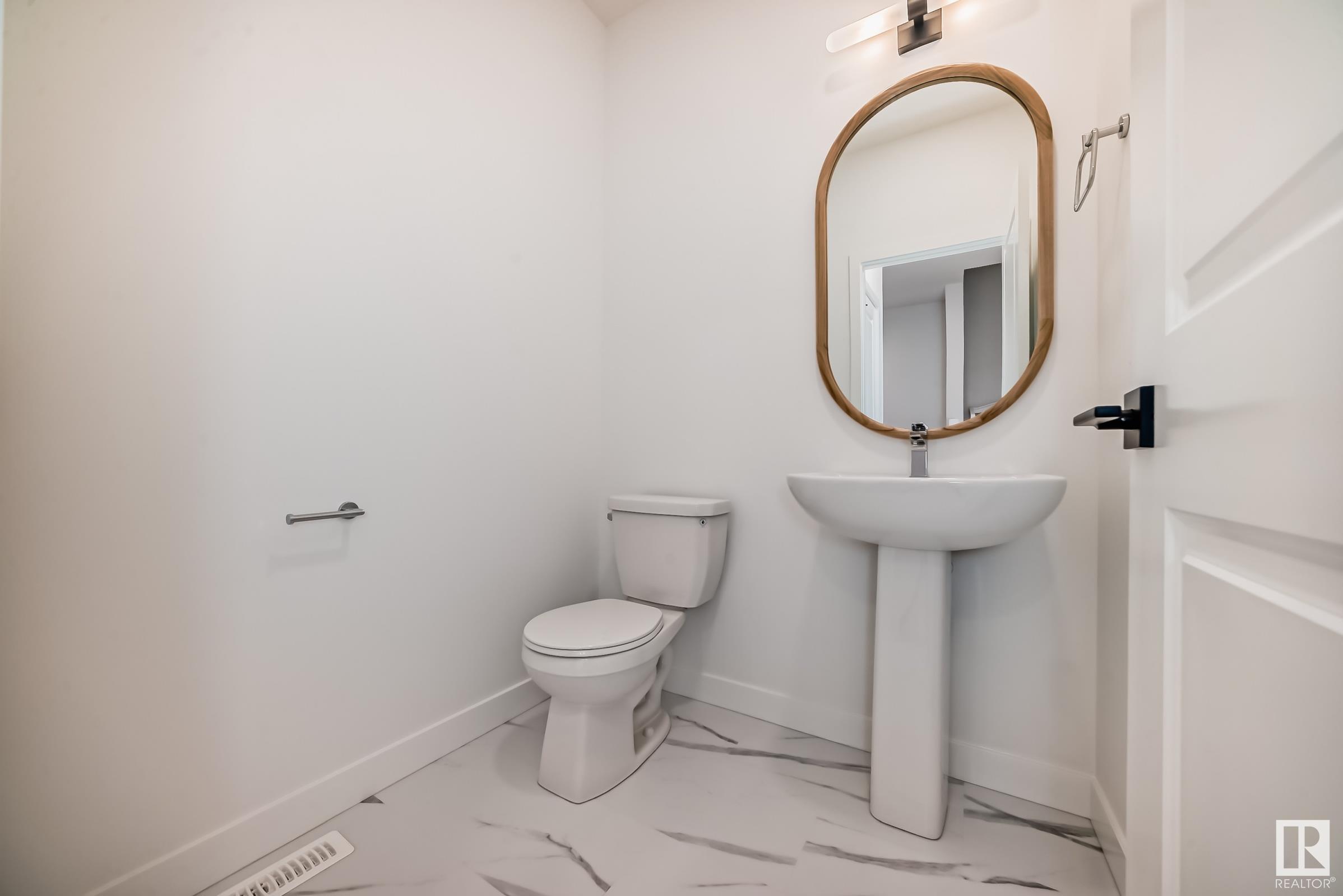      3316 168 ST SW , Edmonton,  ,T6W 5M3 ;  Listing Number: MLS E4417922