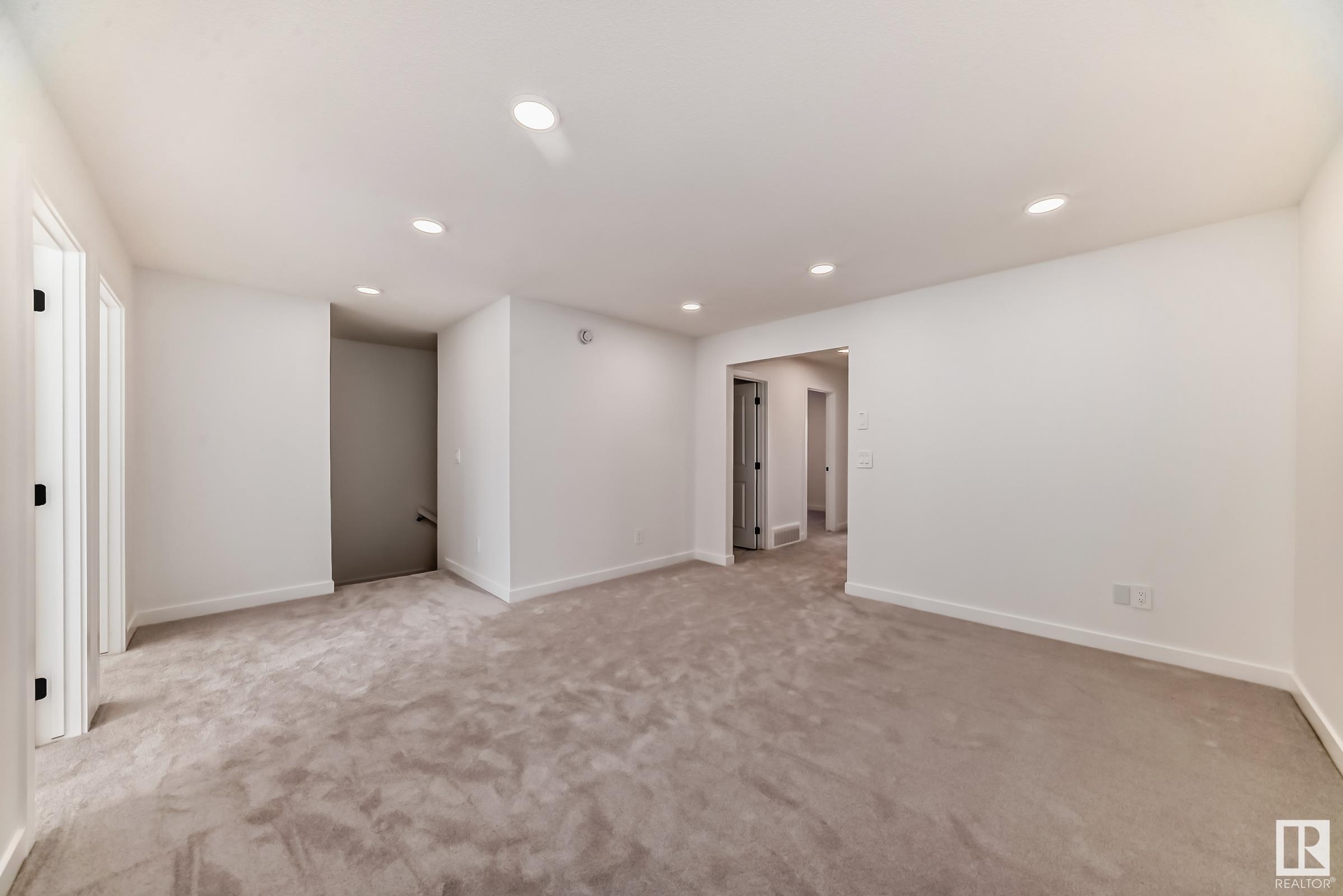      3316 168 ST SW , Edmonton,  ,T6W 5M3 ;  Listing Number: MLS E4417922