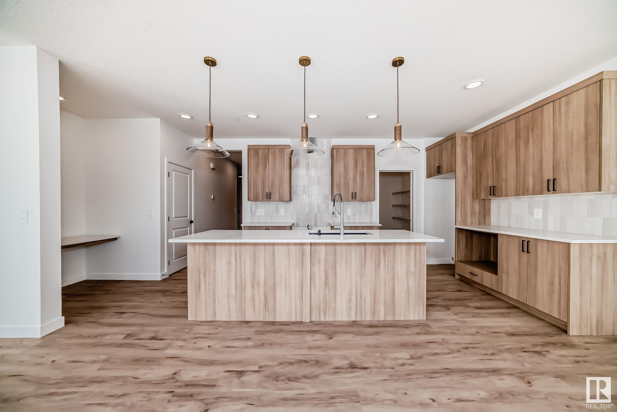      3316 168 ST SW , Edmonton,  ,T6W 5M3 ;  Listing Number: MLS E4417922