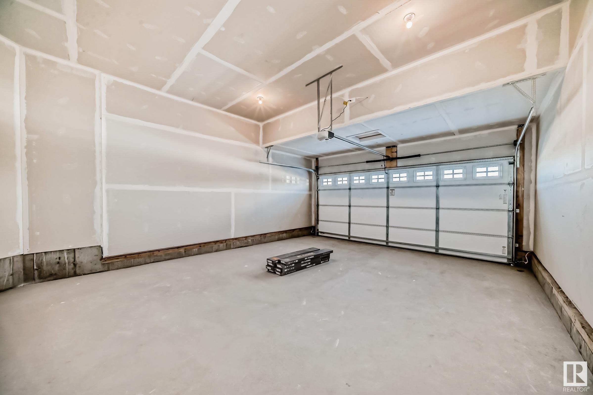      3316 168 ST SW , Edmonton,  ,T6W 5M3 ;  Listing Number: MLS E4417922