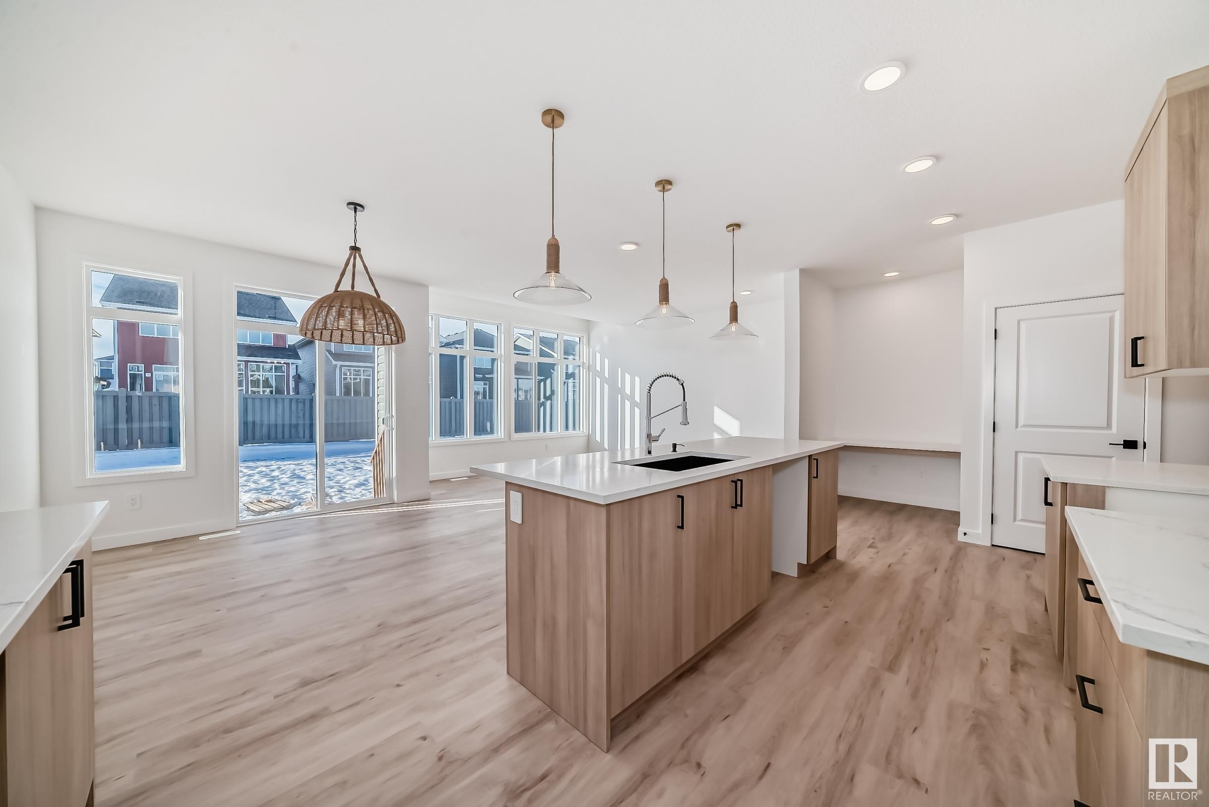      3316 168 ST SW , Edmonton,  ,T6W 5M3 ;  Listing Number: MLS E4417922