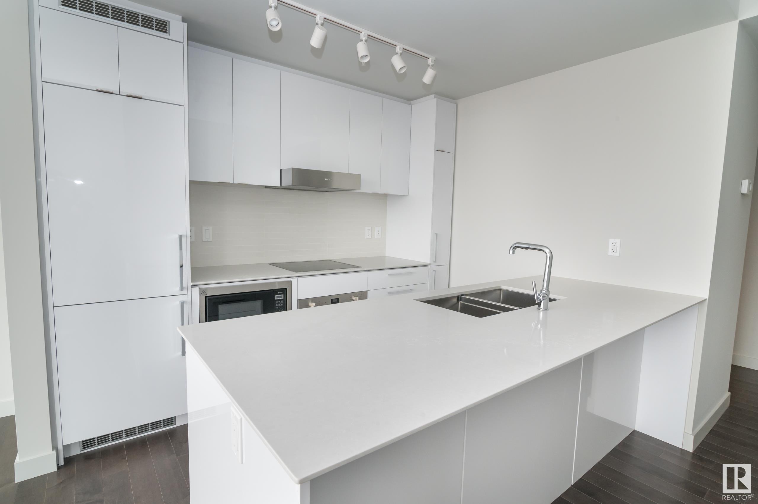      #2612 10360 102 ST NW , Edmonton,  ,T5J 0K6 ;  Listing Number: MLS E4417925