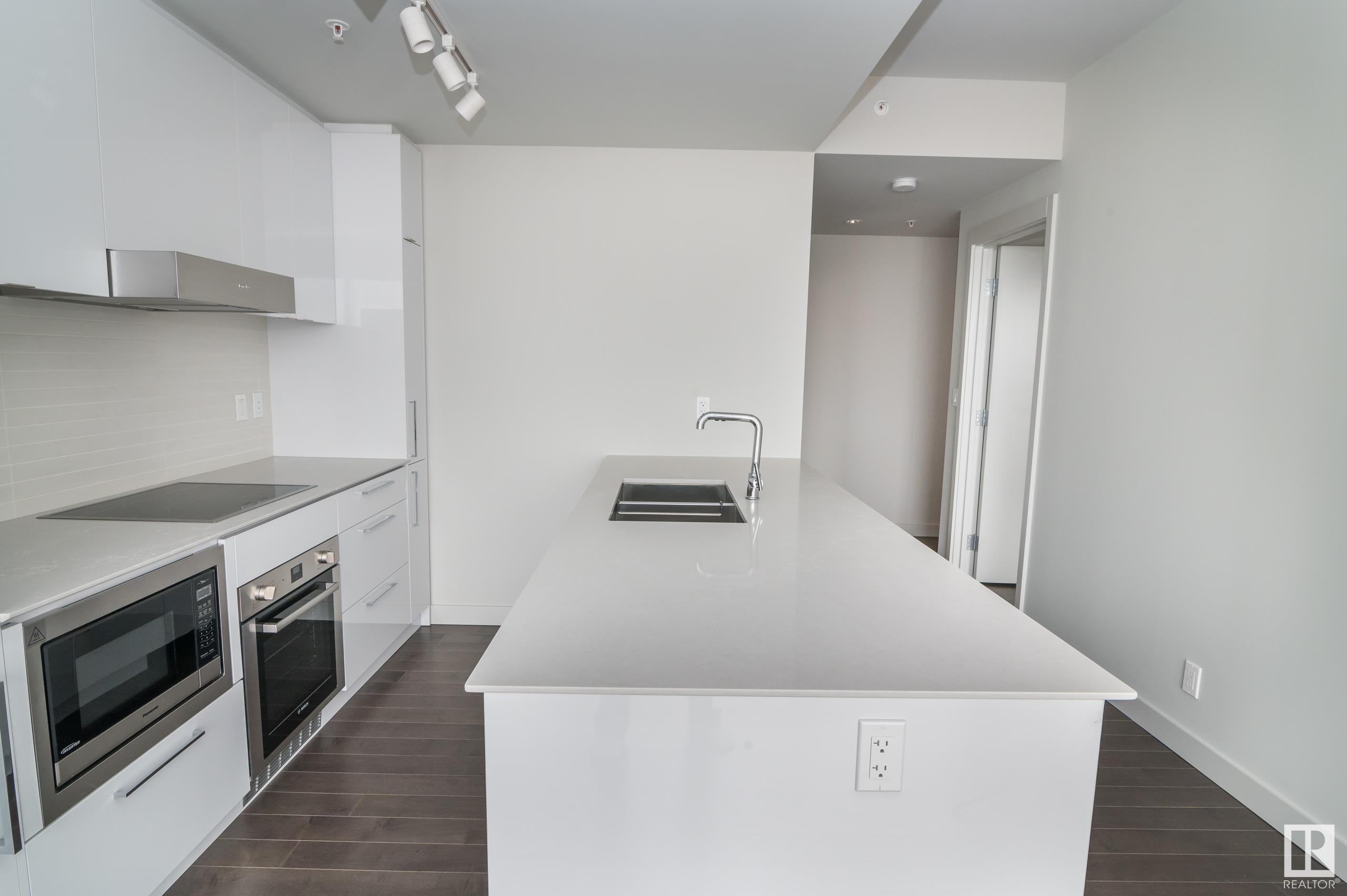      #2612 10360 102 ST NW , Edmonton,  ,T5J 0K6 ;  Listing Number: MLS E4417925