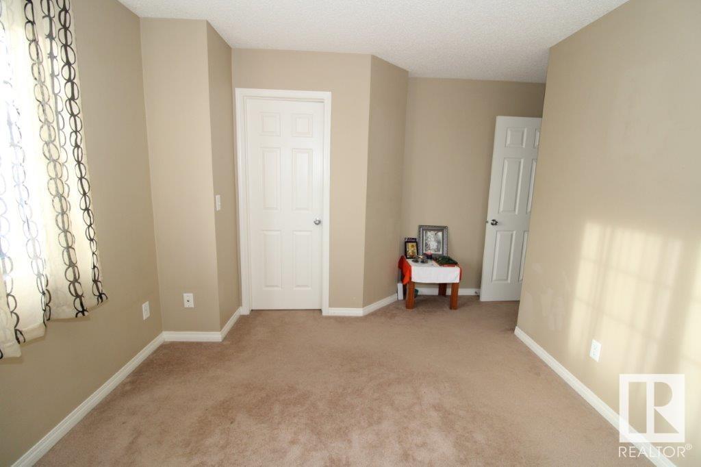      #49 2051 TOWNE CENTRE BV NW , Edmonton,  ,T6R 0G8 ;  Listing Number: MLS E4417937