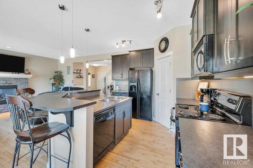      21632 94B AV NW , Edmonton,  ,T5T 1M9 ;  Listing Number: MLS E4417956