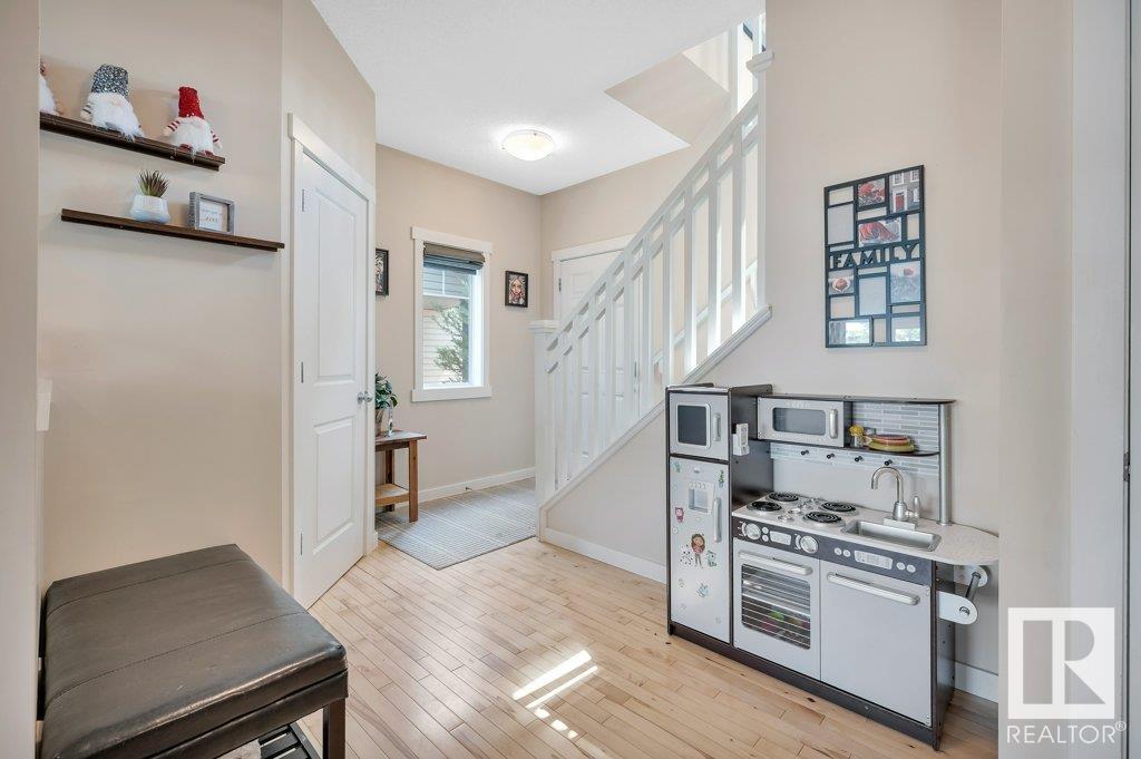      21632 94B AV NW , Edmonton,  ,T5T 1M9 ;  Listing Number: MLS E4417956