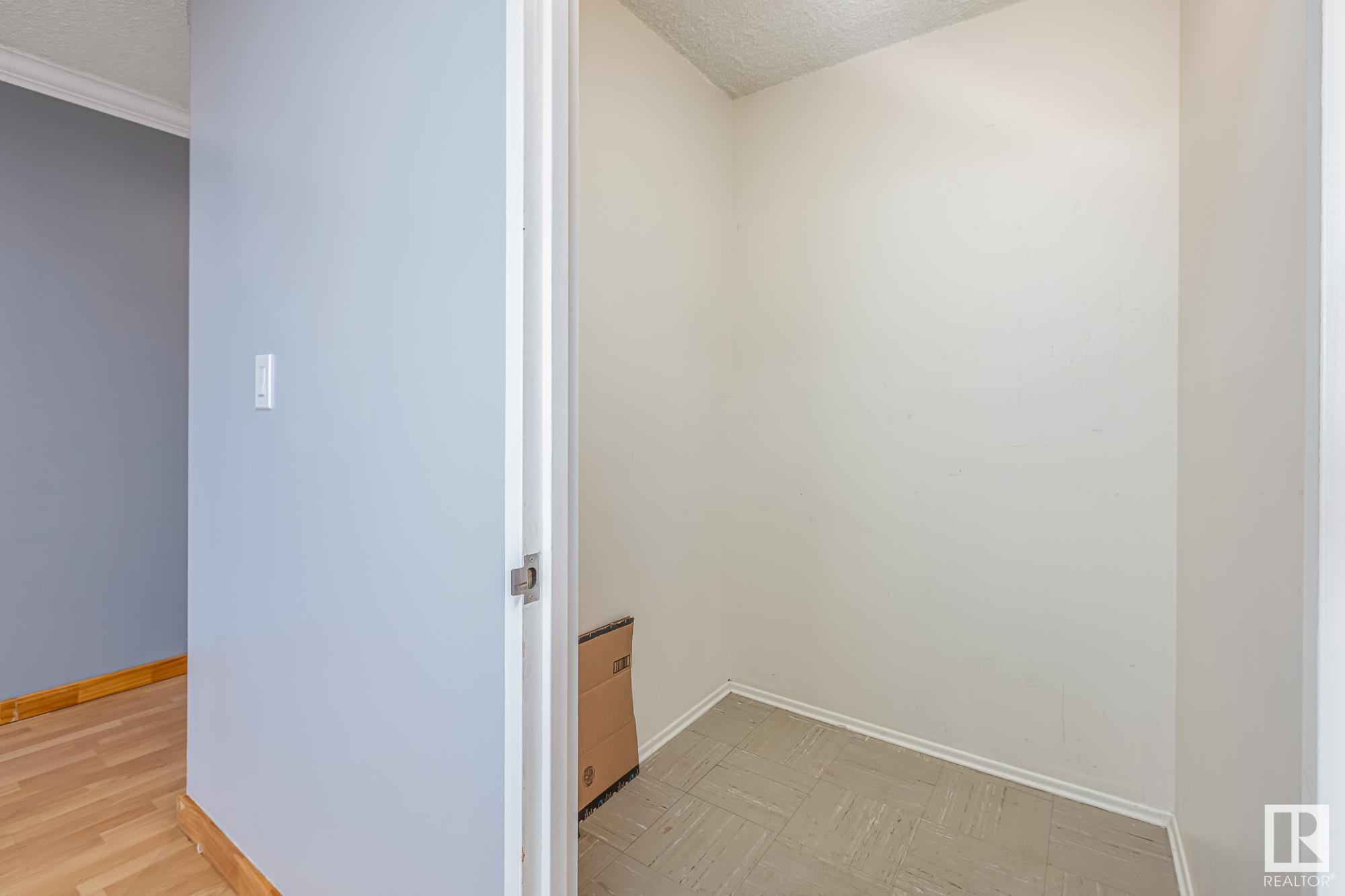      #1004 13910 STONY PLAIN RD NW , Edmonton,  ,T5N 3R2 ;  Listing Number: MLS E4417964