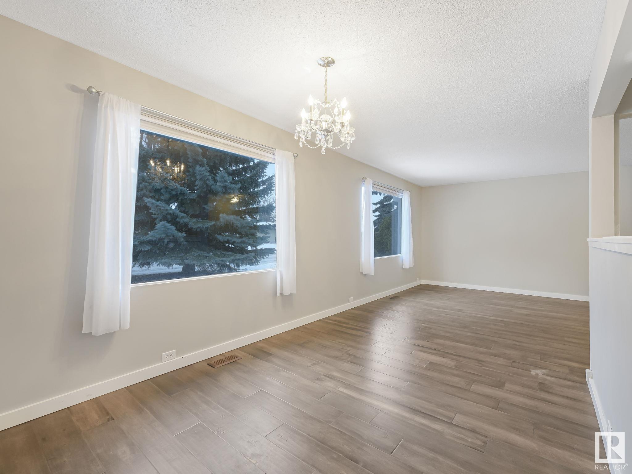      41 Moreland RD , Sherwood Park,  ,T8A 0P4 ;  Listing Number: MLS E4417973