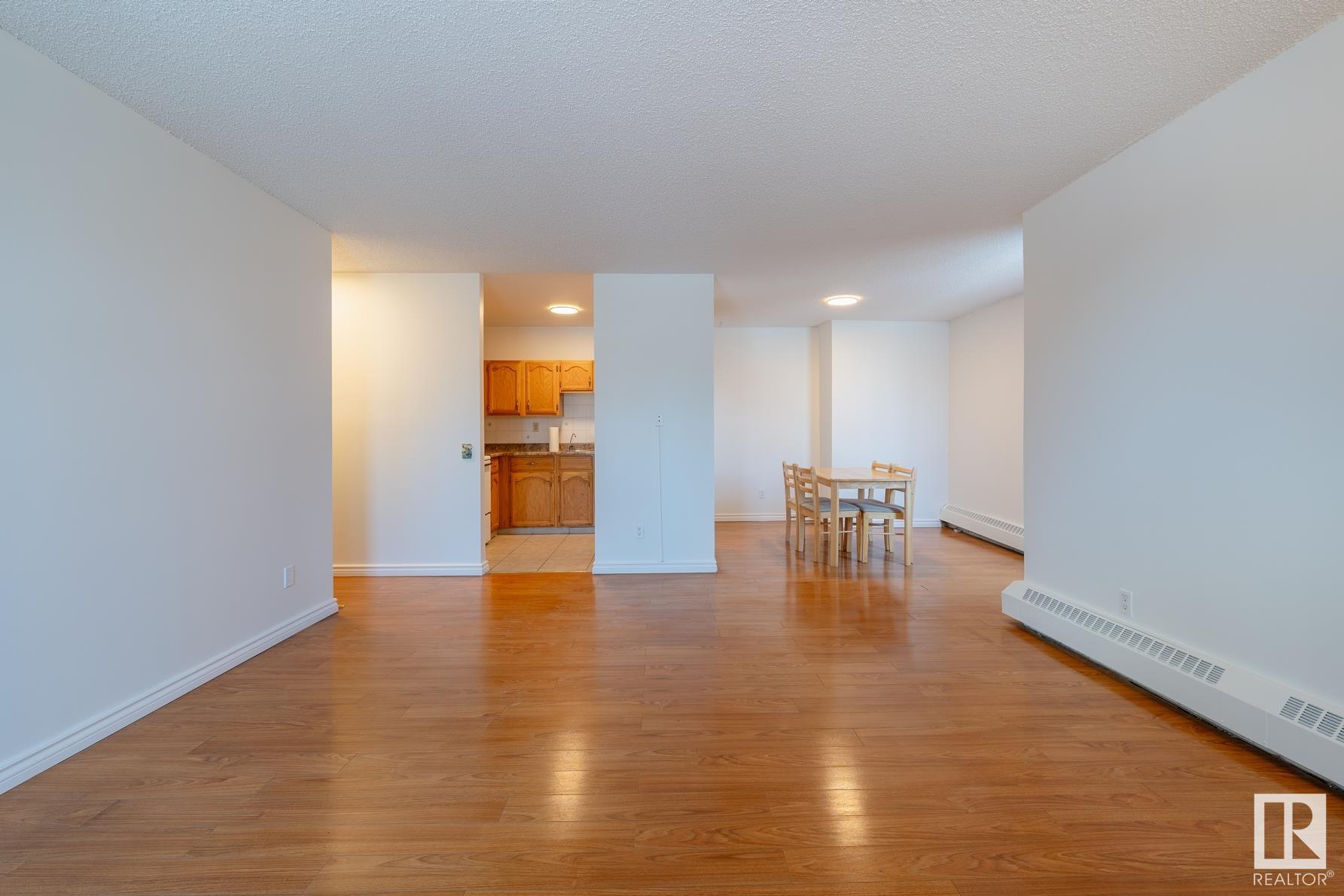      #701 10145 109 ST NW , Edmonton,  ,T5J 3M5 ;  Listing Number: MLS E4417975