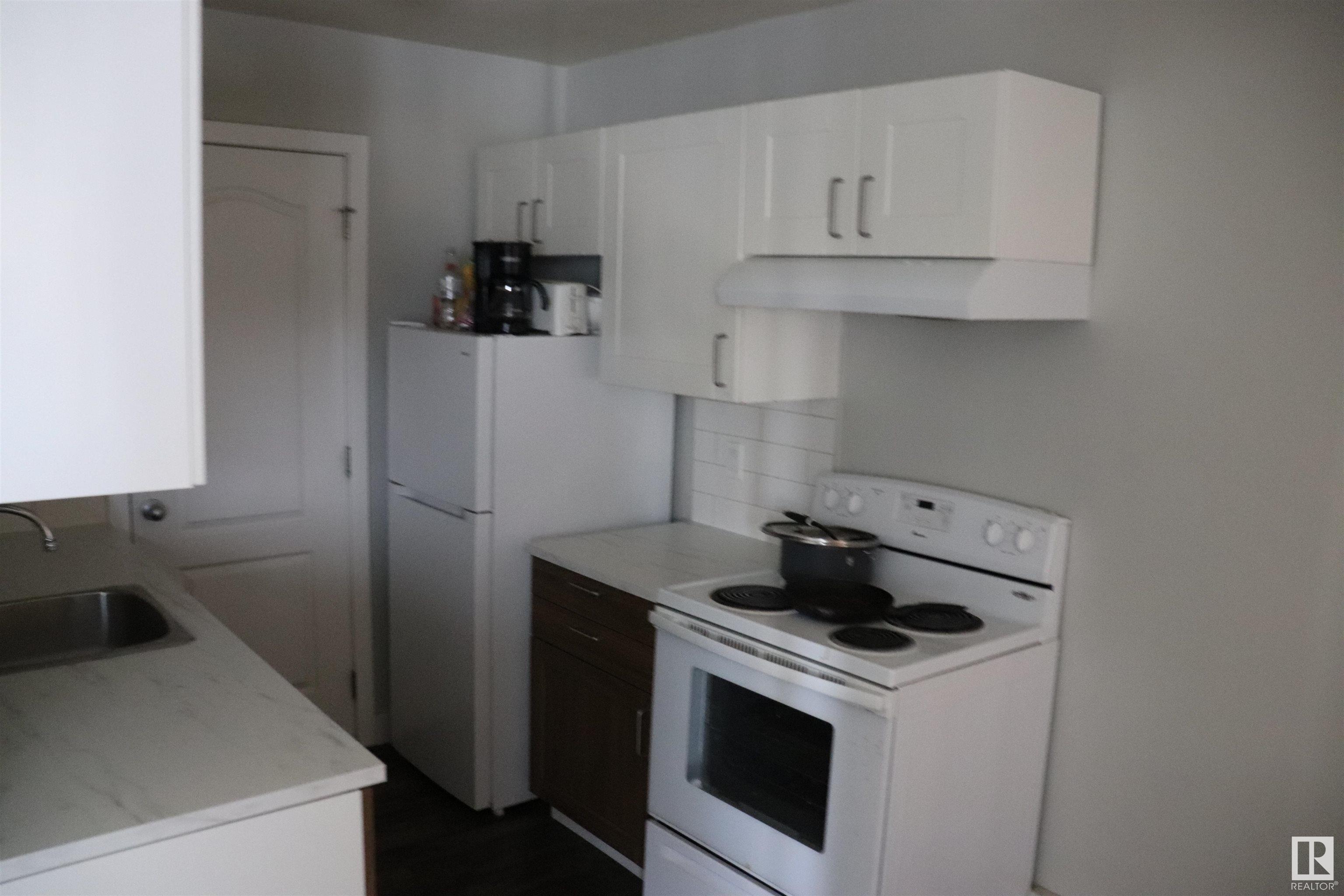      11821 105 ST NW , Edmonton,  ,T5G 2N1 ;  Listing Number: MLS E4417984