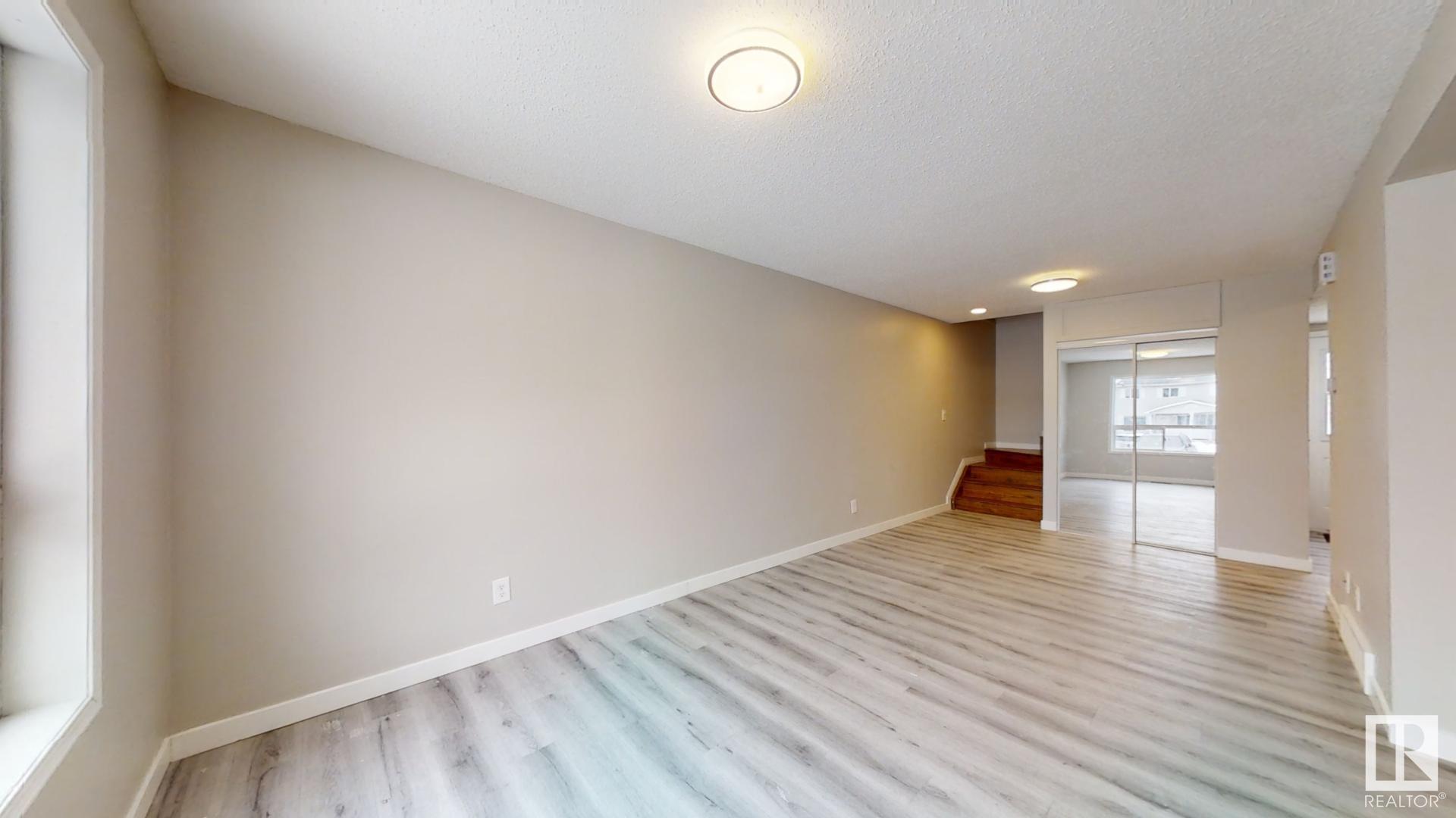      #5 1580 MILL WOODS RD E NW , Edmonton,  ,T6L 6W3 ;  Listing Number: MLS E4417986