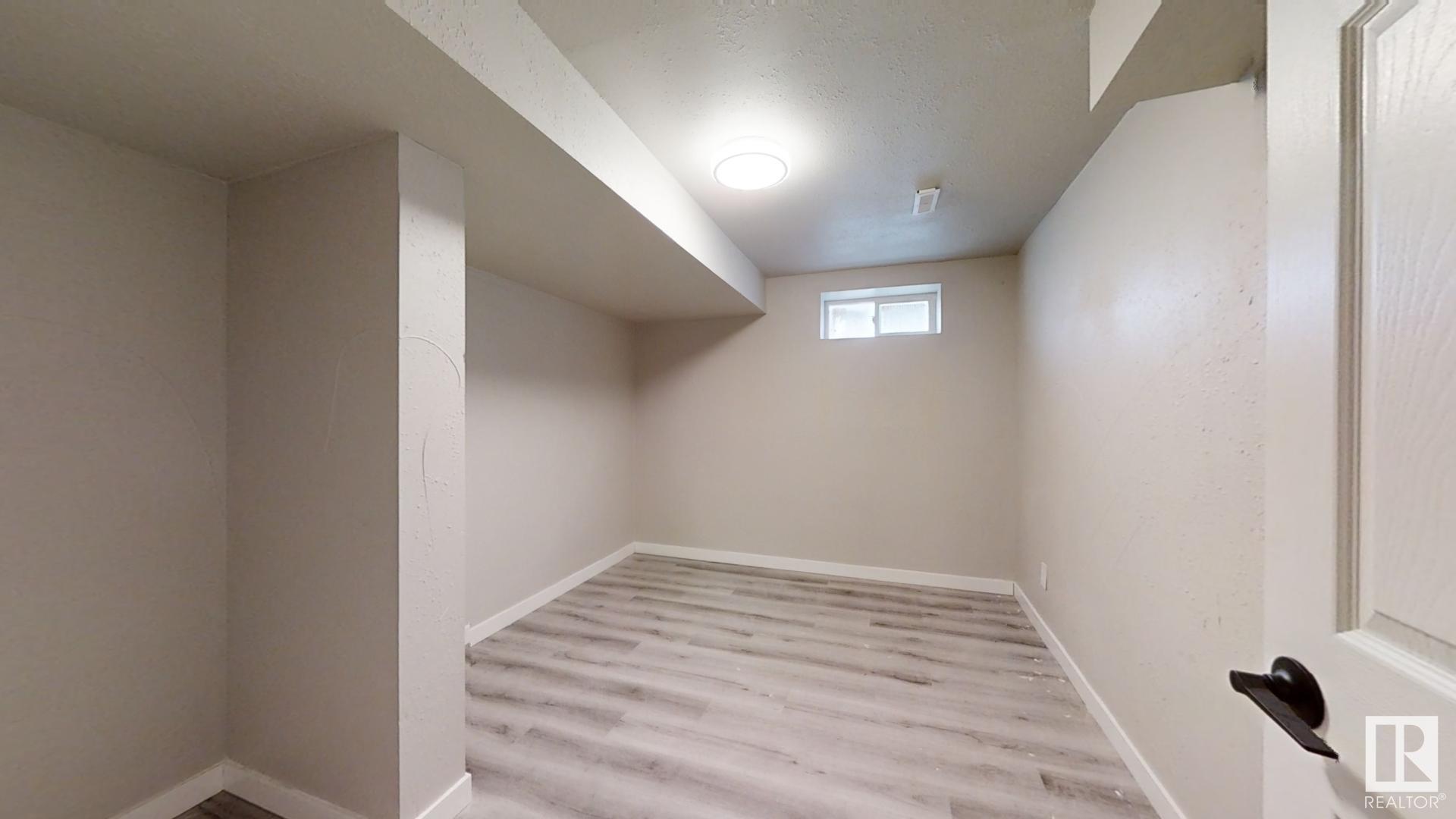      #5 1580 MILL WOODS RD E NW , Edmonton,  ,T6L 6W3 ;  Listing Number: MLS E4417986