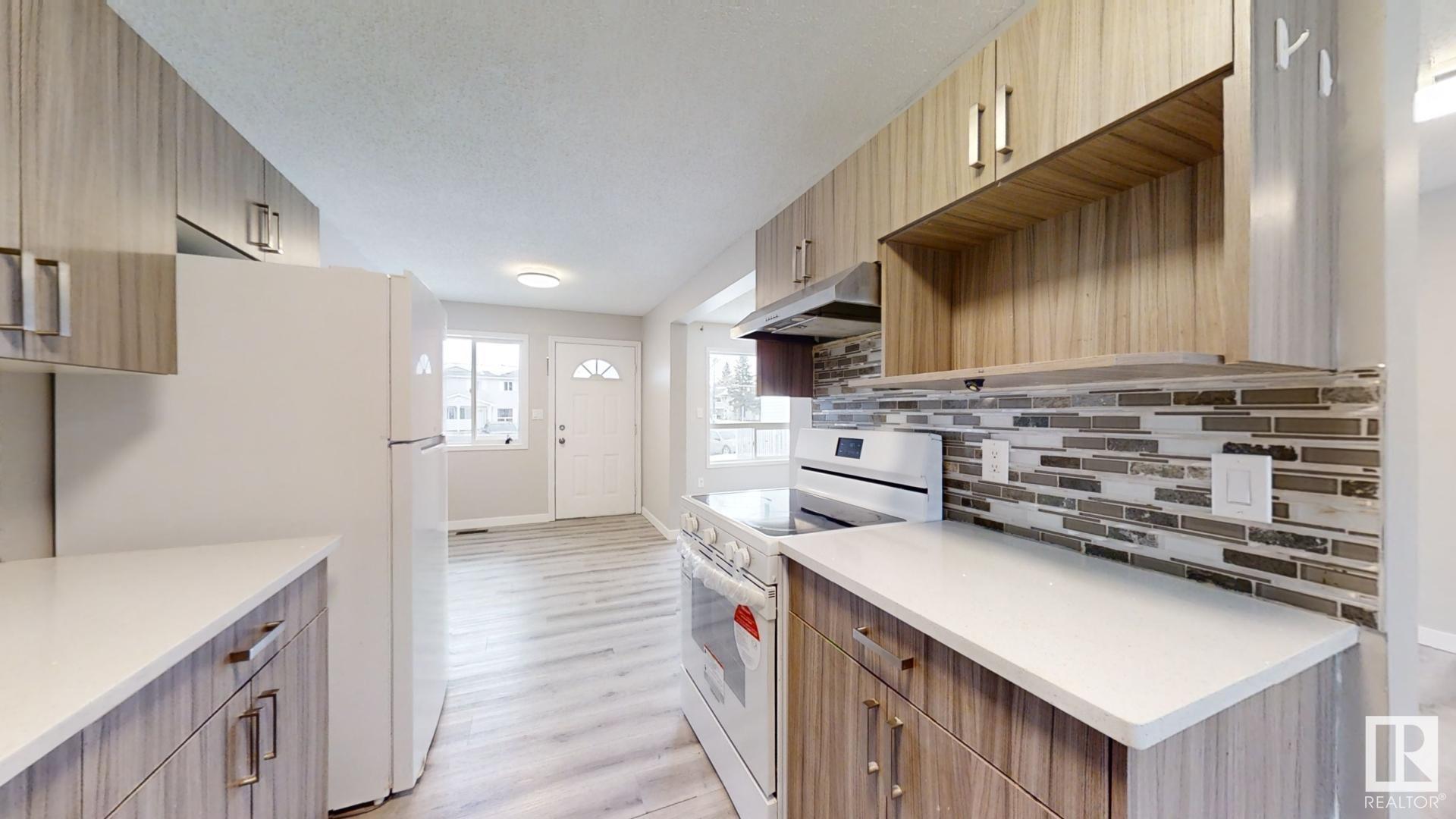      #5 1580 MILL WOODS RD E NW , Edmonton,  ,T6L 6W3 ;  Listing Number: MLS E4417986